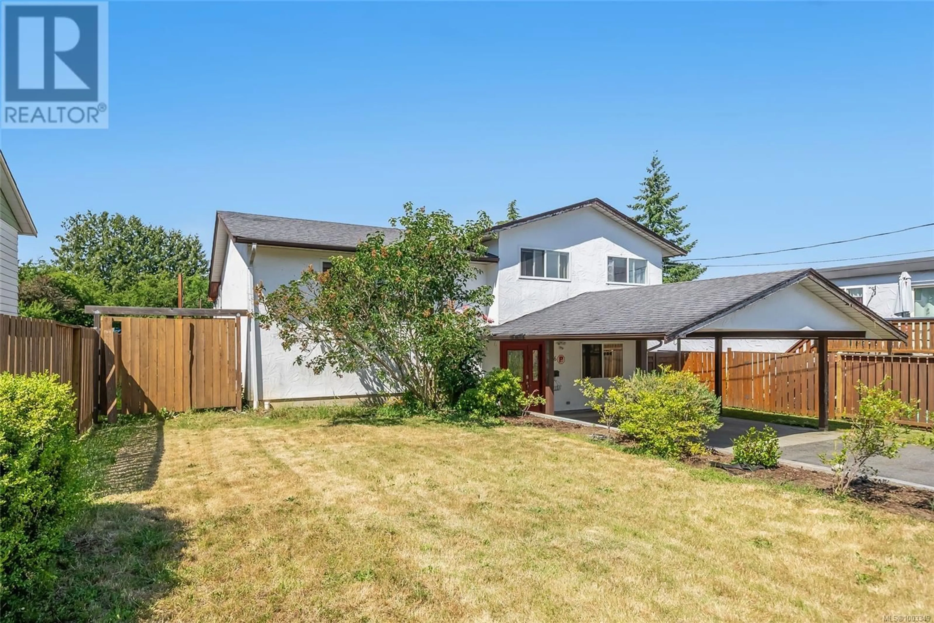 A pic from outside/outdoor area/front of a property/back of a property/a pic from drone, street for 186 ACACIA AVENUE, Nanaimo British Columbia V9R3L5