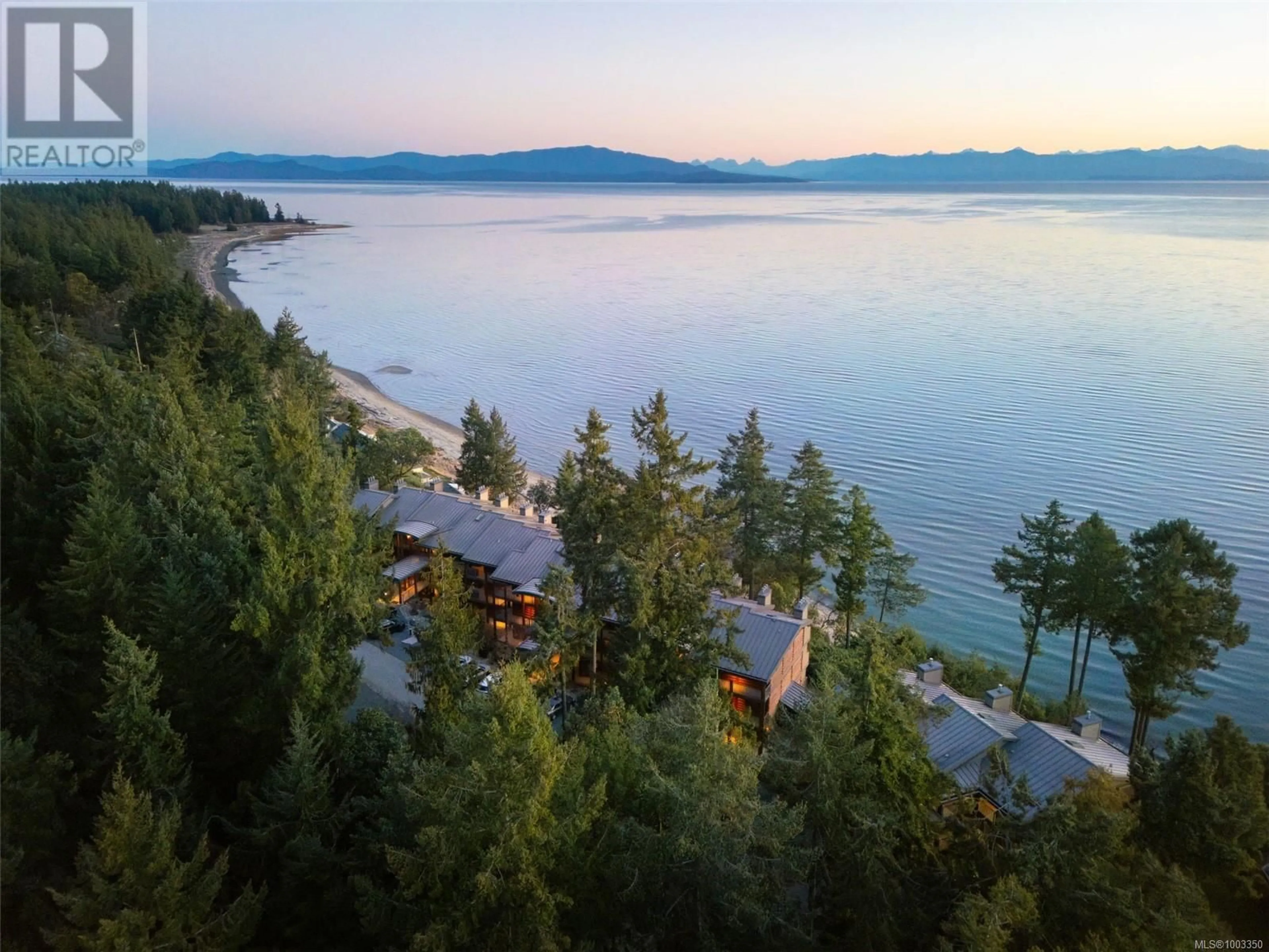 A pic from outside/outdoor area/front of a property/back of a property/a pic from drone, water/lake/river/ocean view for 416 - 1155 RESORT DRIVE, Parksville British Columbia V9P2G6