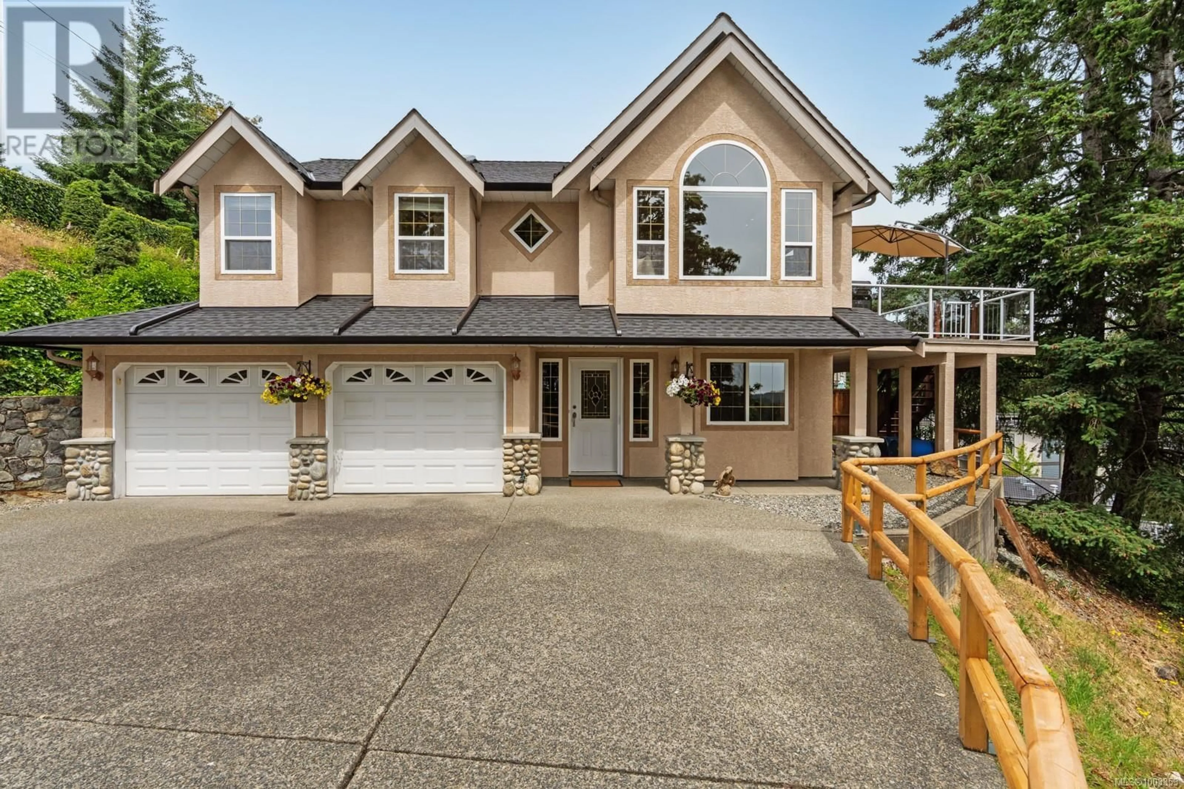 Home with vinyl exterior material, street for 907 WINDSHIP PLACE, Langford British Columbia V9B5X7