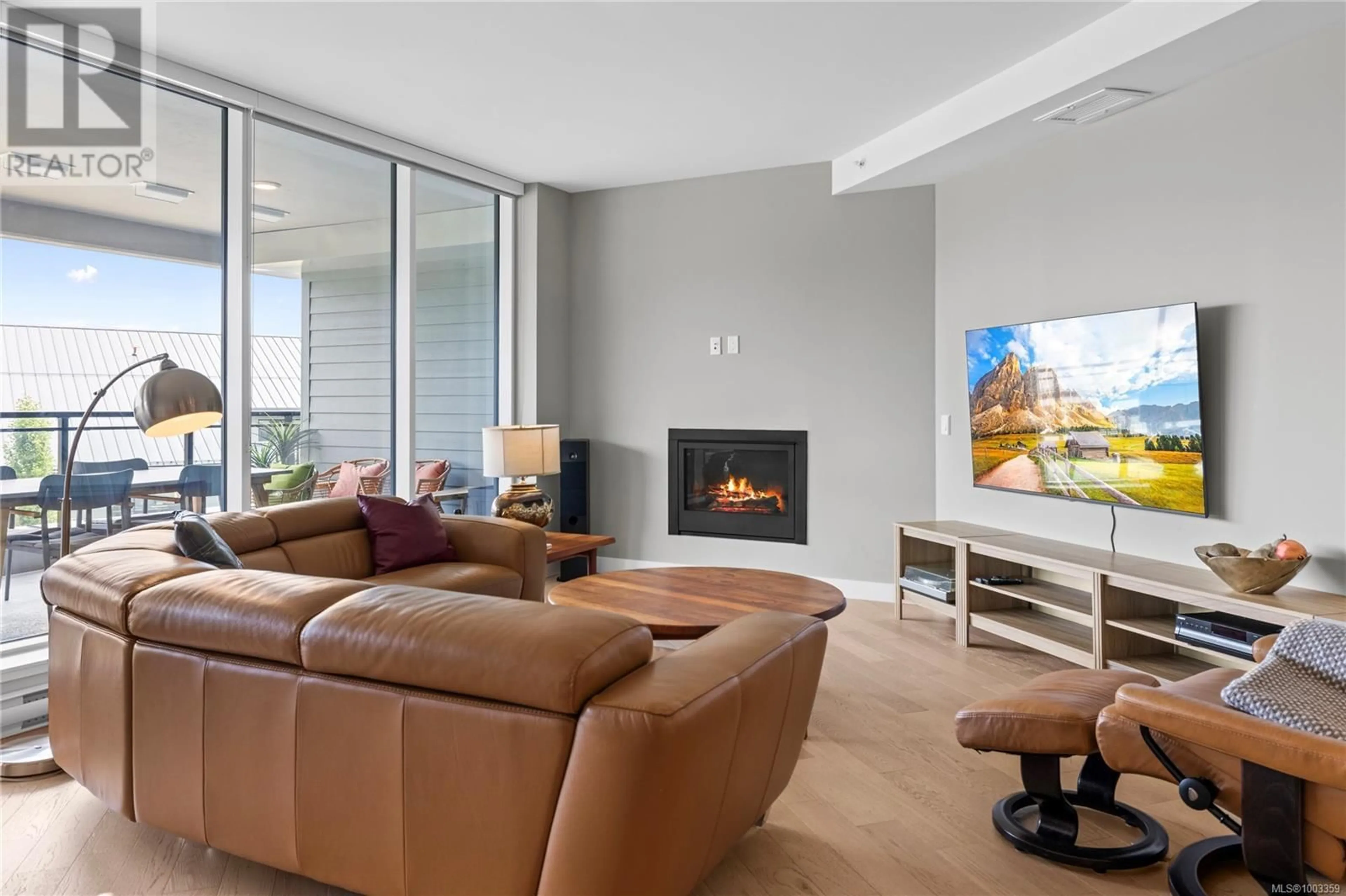 Living room with furniture, unknown for 202 - 3529 DOLPHIN DRIVE, Nanoose Bay British Columbia V9P9K1