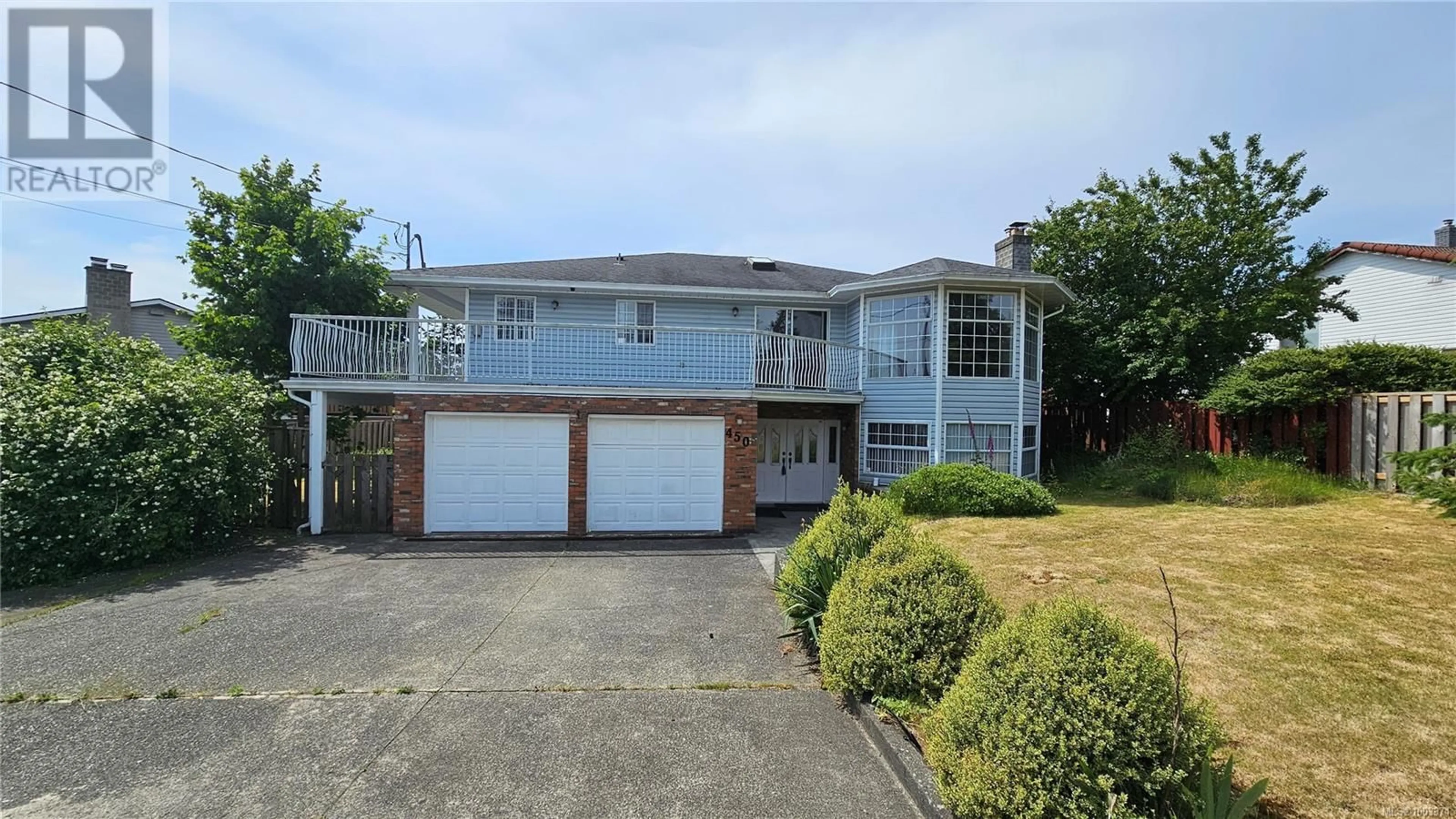 A pic from outside/outdoor area/front of a property/back of a property/a pic from drone, street for 450 CORMORANT ROAD, Campbell River British Columbia V9W5Z6