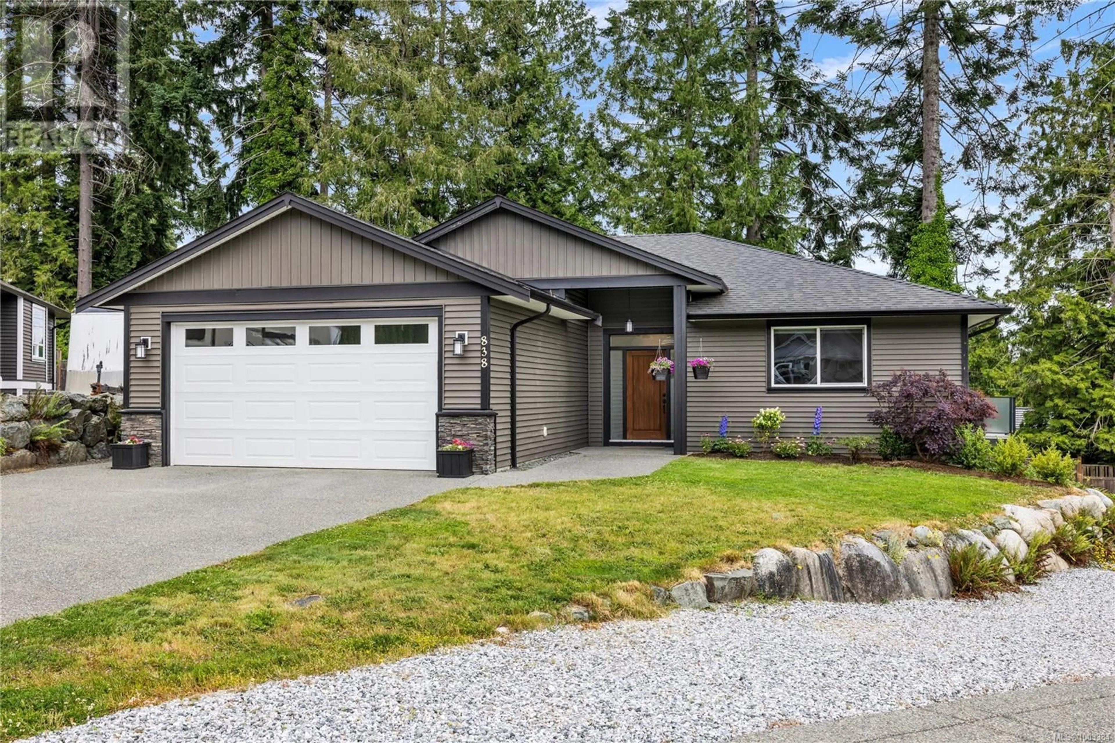 Home with vinyl exterior material, street for 838 STIRLING DRIVE, Ladysmith British Columbia V9G0B5