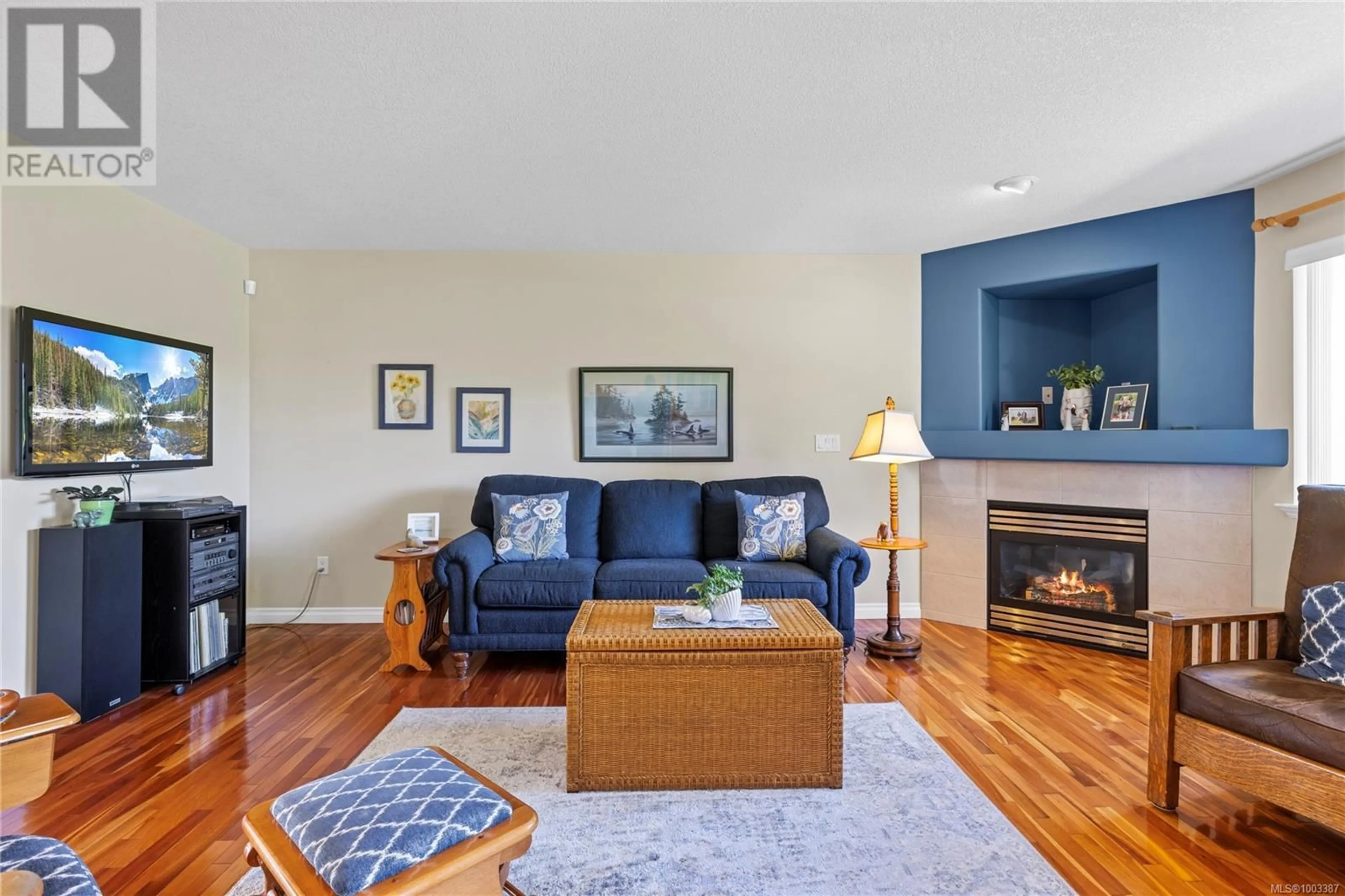 Living room with furniture, unknown for 109 HAMILTON AVENUE, Parksville British Columbia V9P2W6