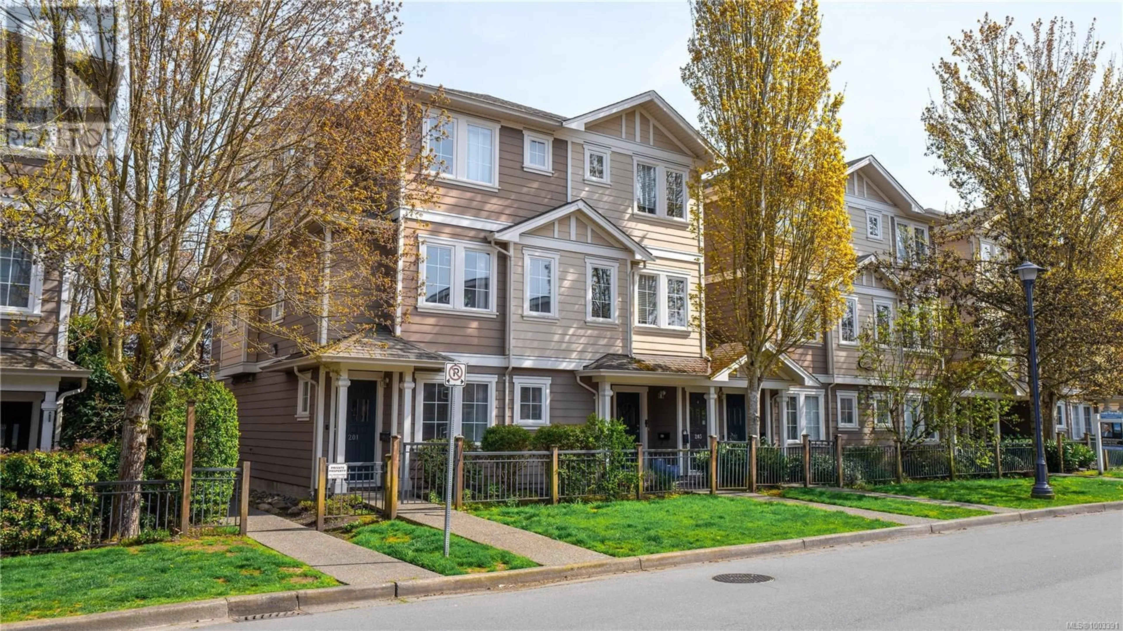 Home with vinyl exterior material, street for 101 - 2695 DEVILLE ROAD, Langford British Columbia V9B3X1