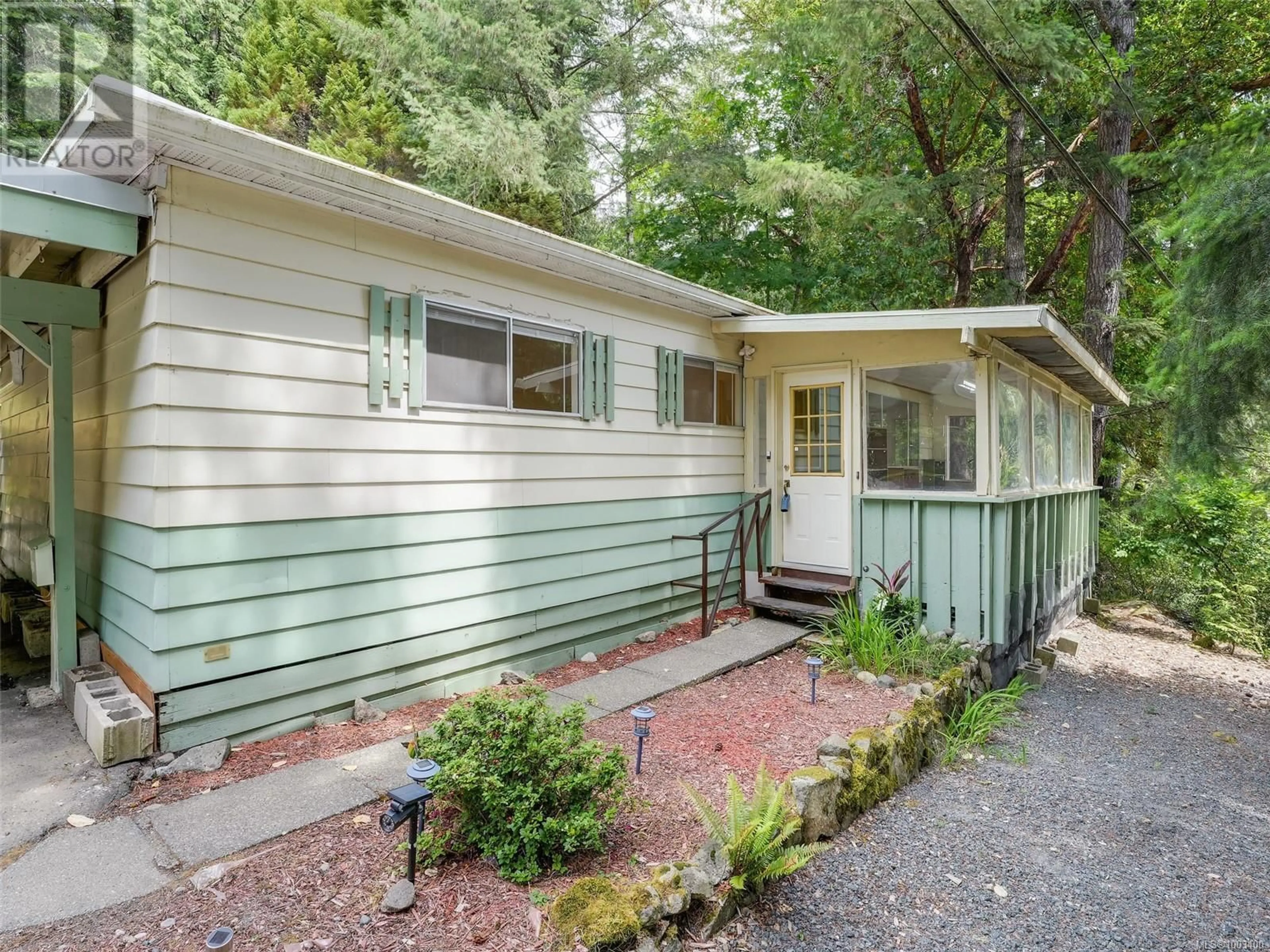 Home with vinyl exterior material, unknown for 35 - 2500 FLORENCE LAKE ROAD, Langford British Columbia V9B4H2
