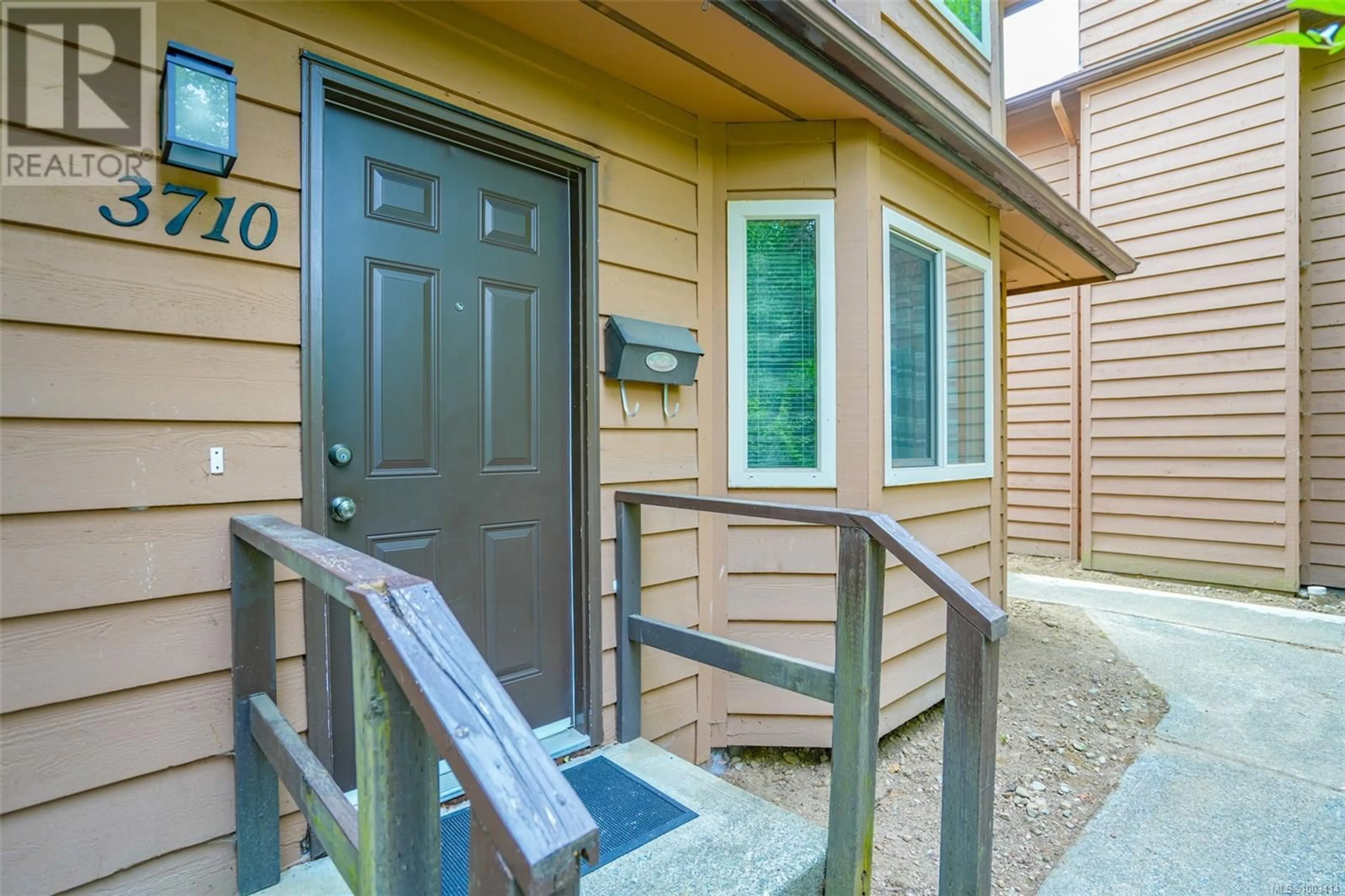 Indoor entryway for 3710 ARGYLE WAY, Port Alberni British Columbia V9Y8A6
