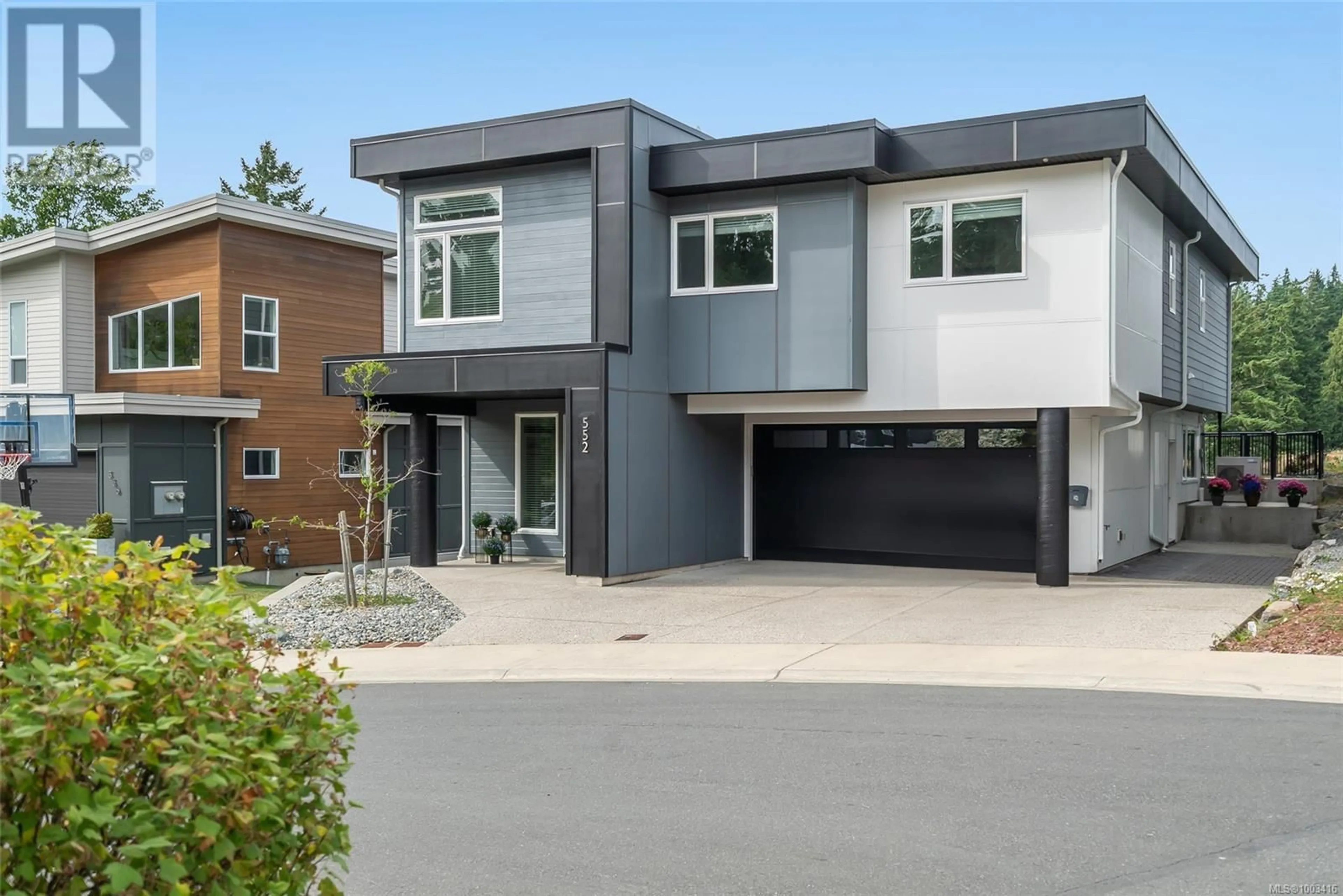 Home with brick exterior material, street for 552 RIDGE POINTE PLACE, Colwood British Columbia V9C0M3