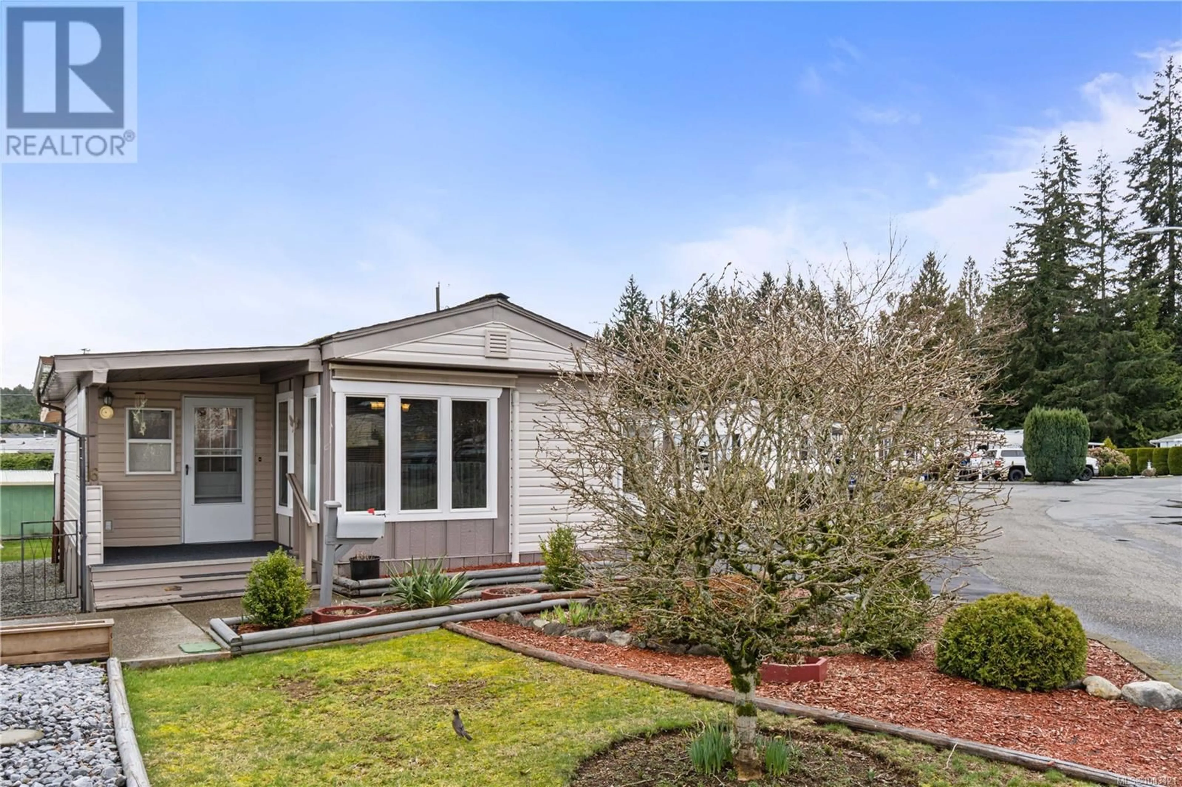 Home with vinyl exterior material, street for 6 - 2301 ARBOT ROAD, Nanaimo British Columbia V9R6S6