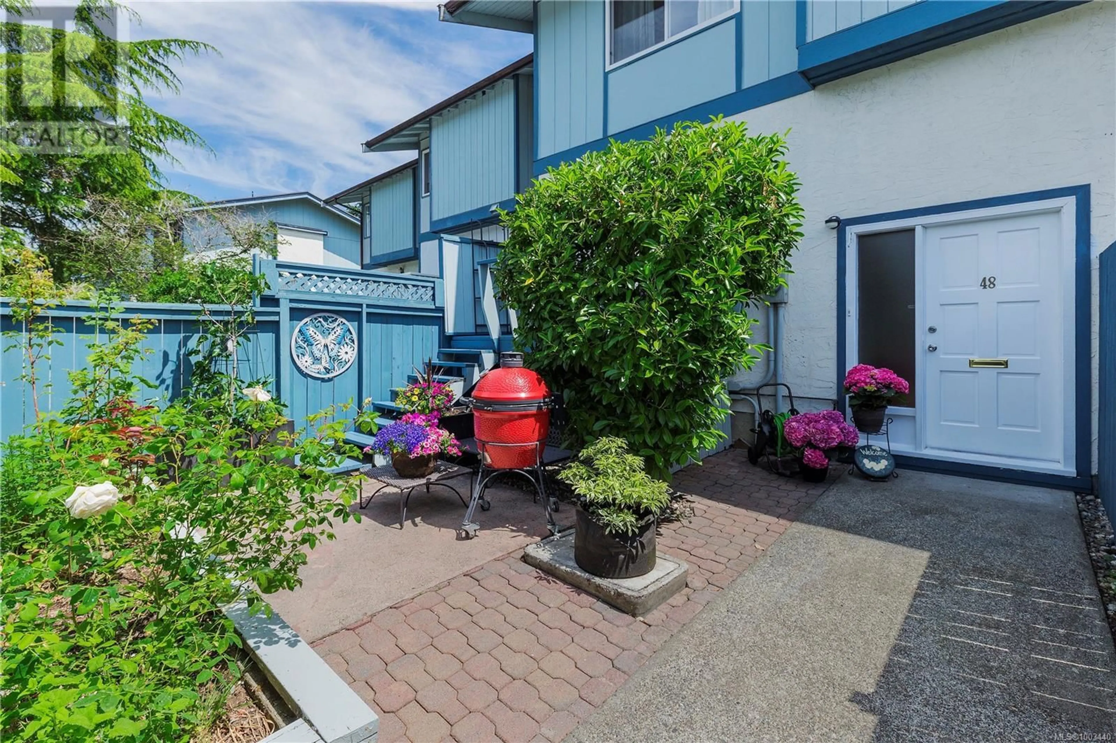 Patio, street for 48 - 3987 GORDON HEAD ROAD, Saanich British Columbia V8N3X5