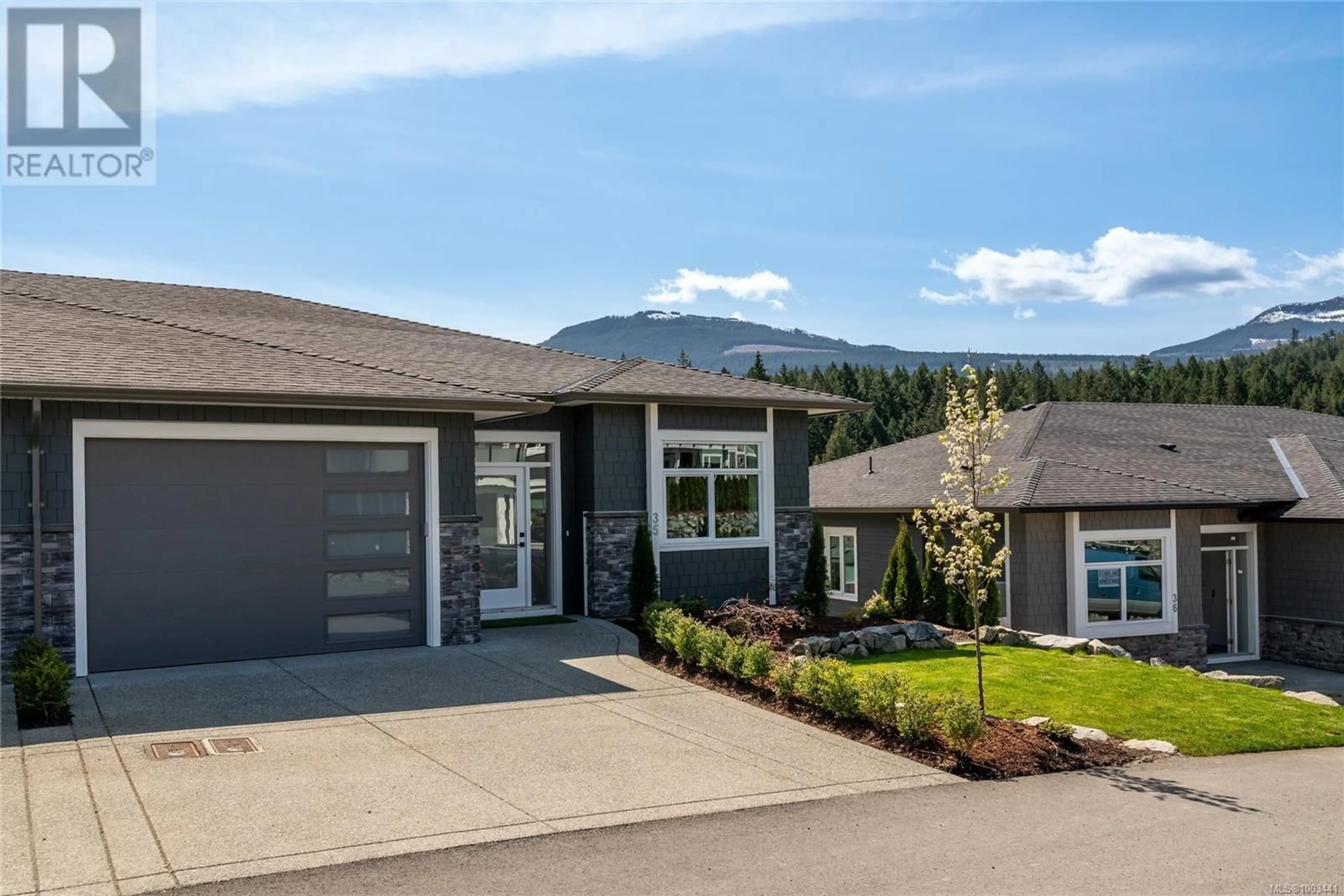 Home with vinyl exterior material, mountain view for 37 - 626 FARRELL ROAD, Ladysmith British Columbia V9G0A2