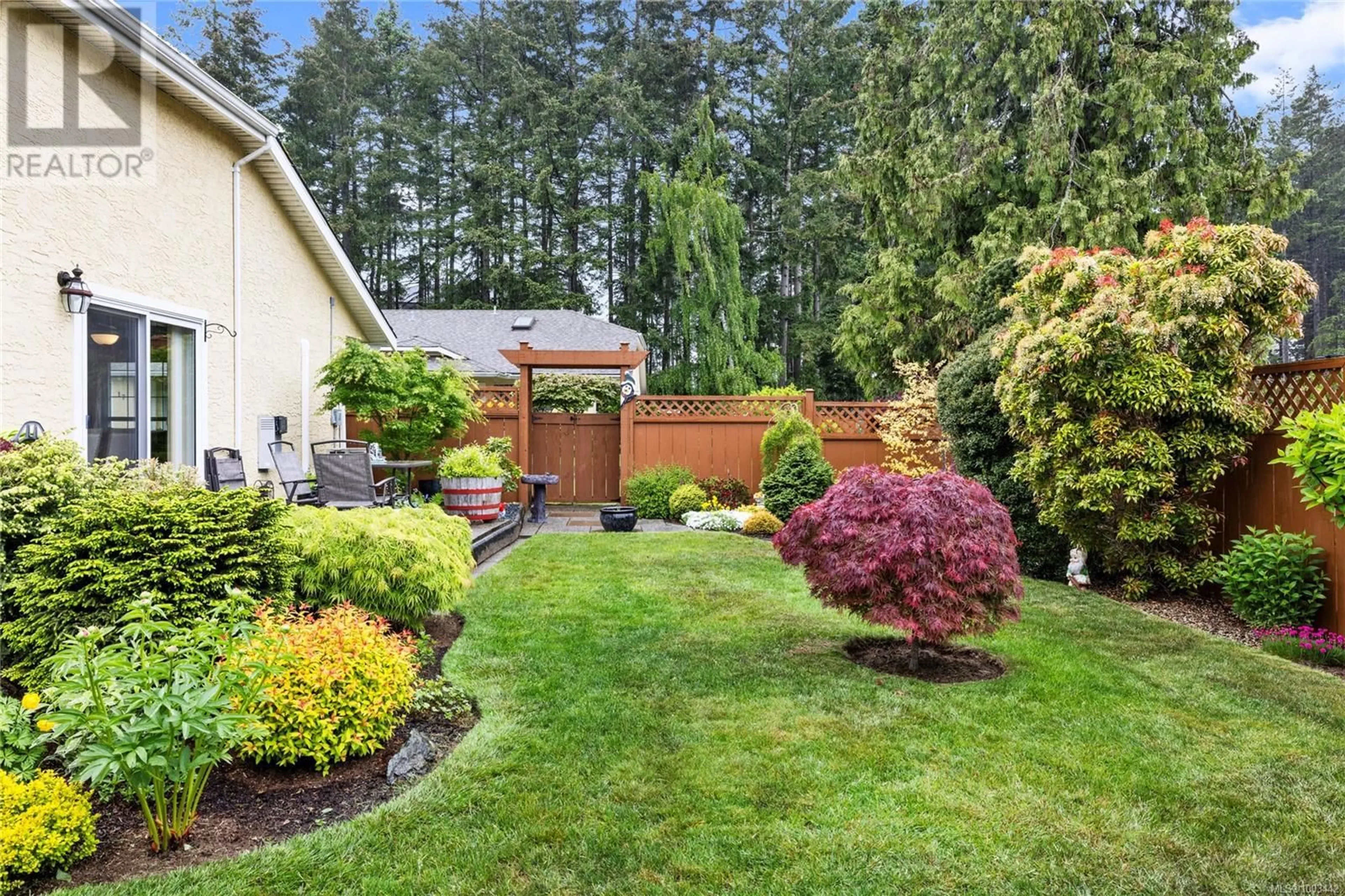 Home with vinyl exterior material, unknown for 20 - 4750 UPLANDS DRIVE, Nanaimo British Columbia V9T5V1