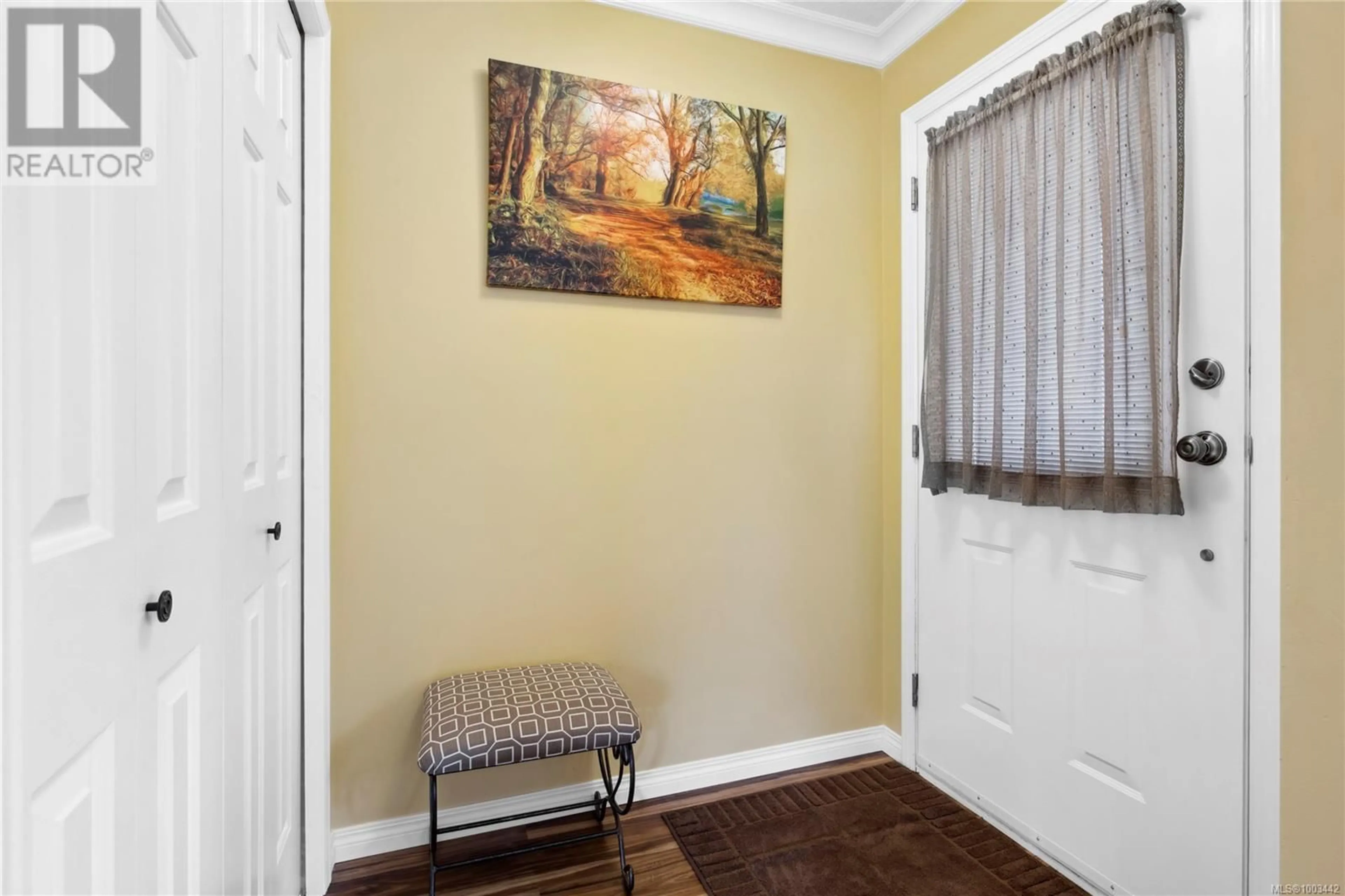 Indoor entryway for 20 - 4750 UPLANDS DRIVE, Nanaimo British Columbia V9T5V1