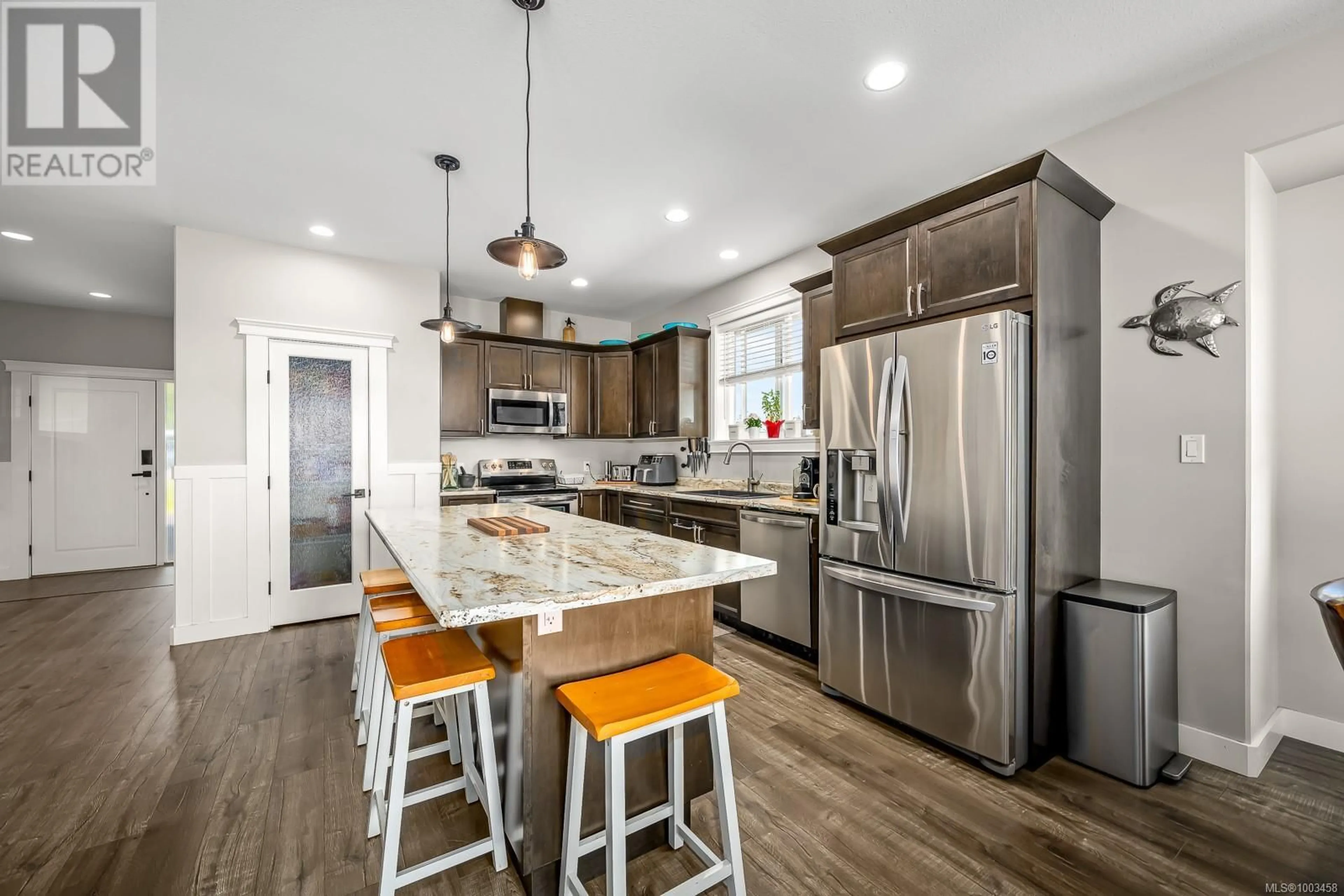 Open concept kitchen, unknown for 685 PARK FOREST DRIVE, Campbell River British Columbia V9W0B3