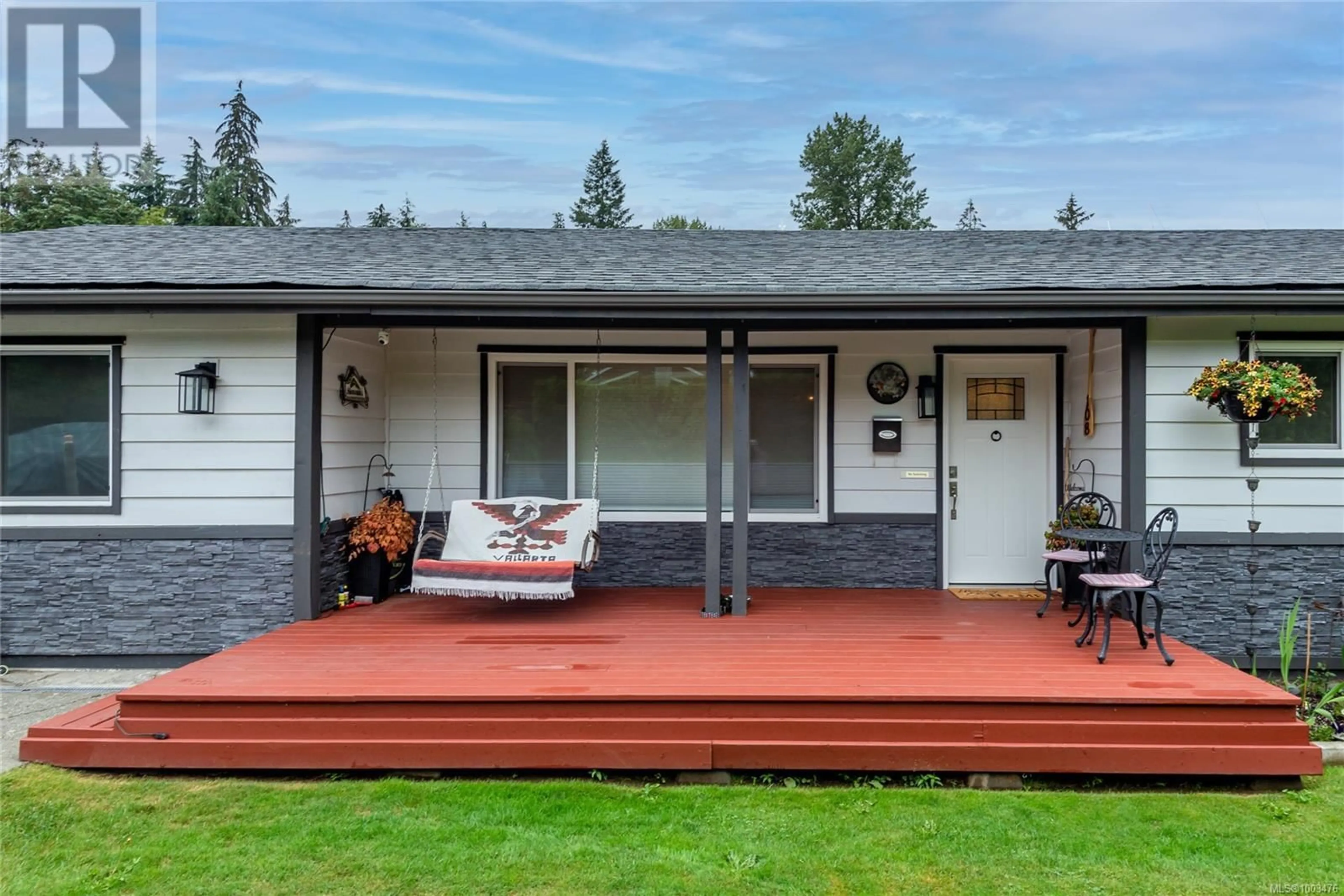 Home with vinyl exterior material, mountain view for 108 MCPHEDRAN ROAD, Campbell River British Columbia V9W5P4