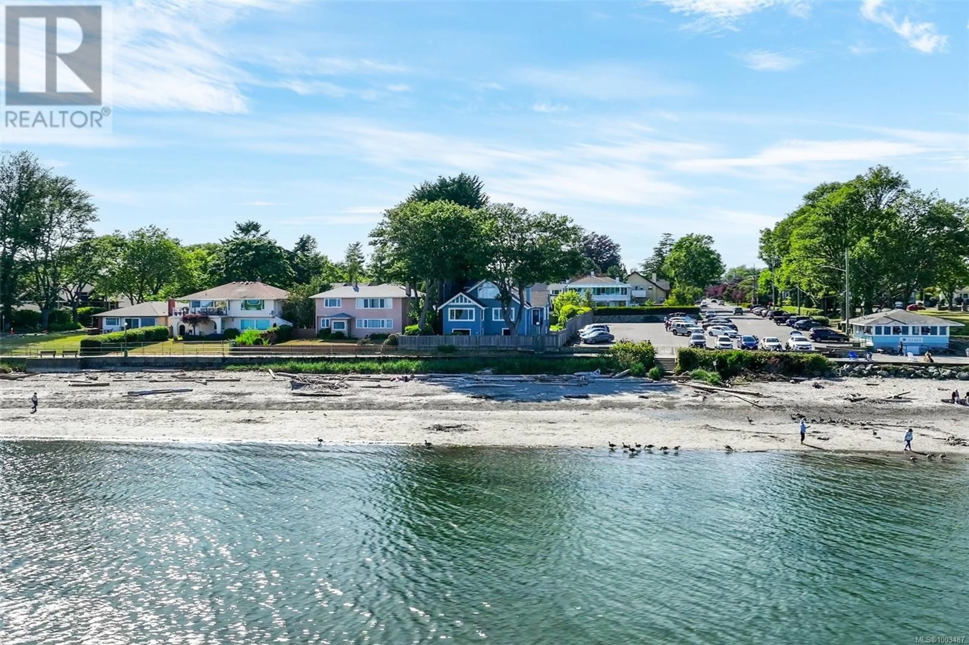 A pic from outside/outdoor area/front of a property/back of a property/a pic from drone, water/lake/river/ocean view for 2170 ESPLANADE, Oak Bay British Columbia V8R2W1