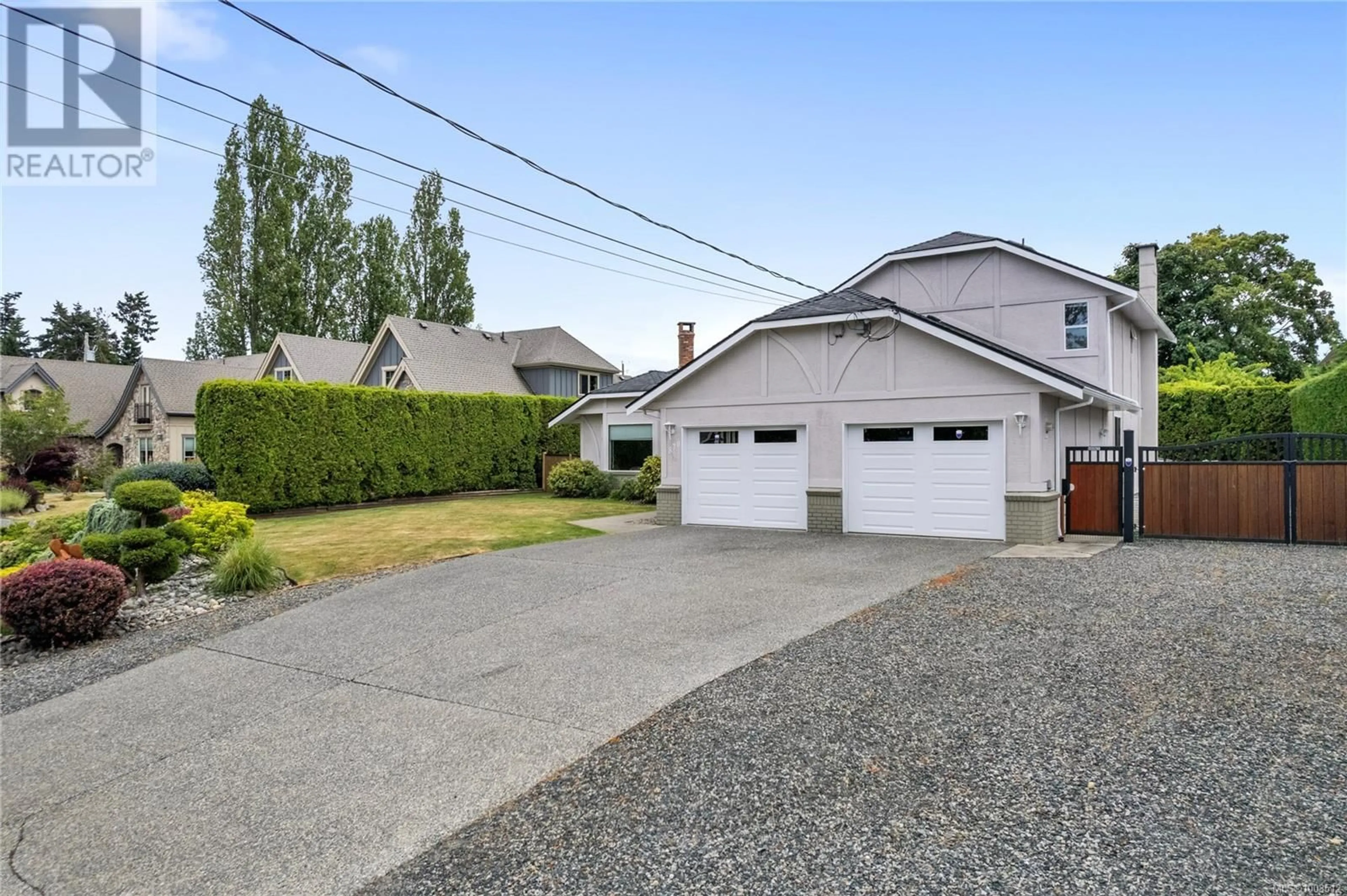 Home with vinyl exterior material, street for 870 CAVIN ROAD, French Creek British Columbia V9P1Z9
