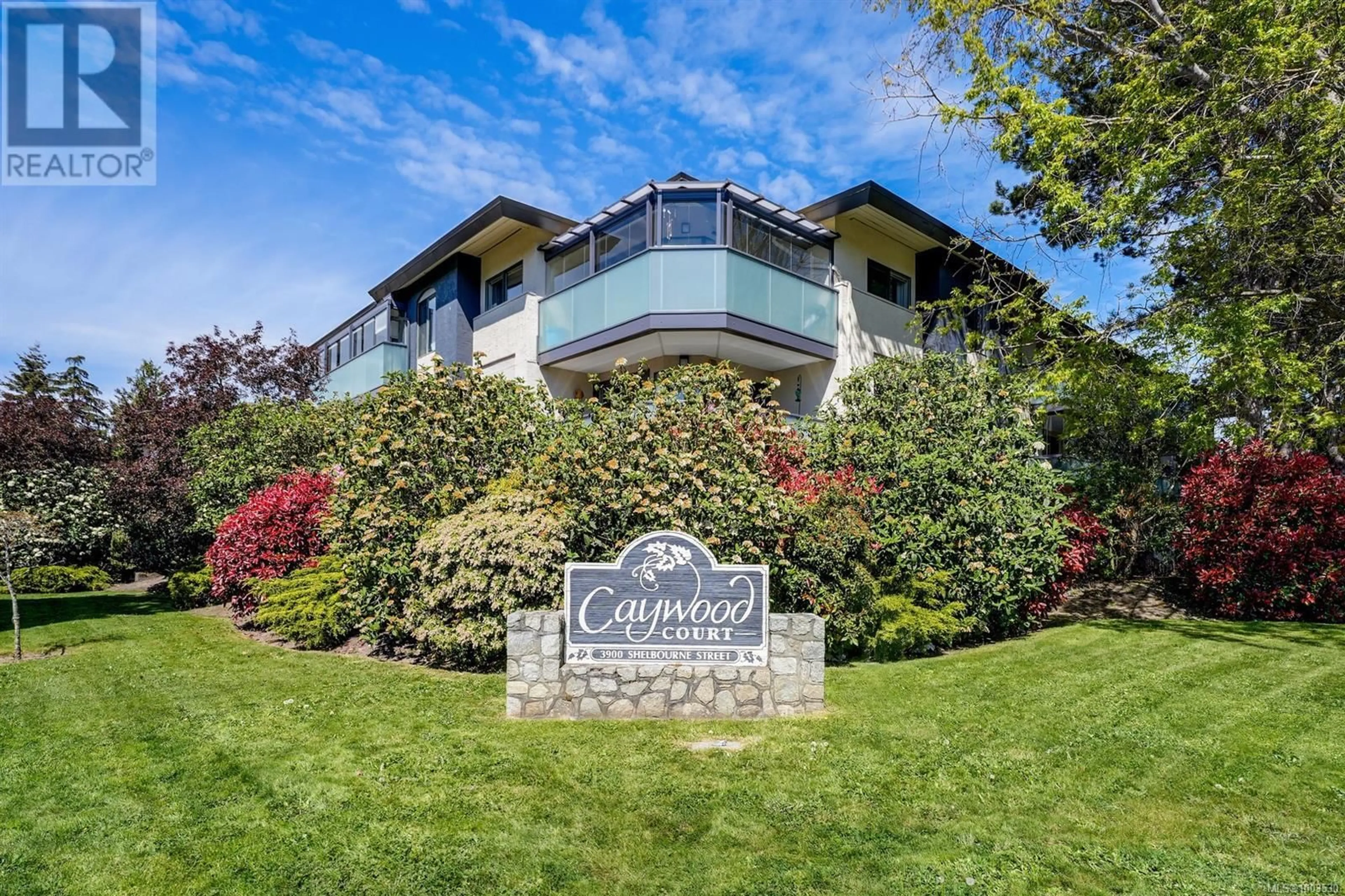 Unknown for 206 - 3900 SHELBOURNE STREET, Saanich British Columbia V8P4H8