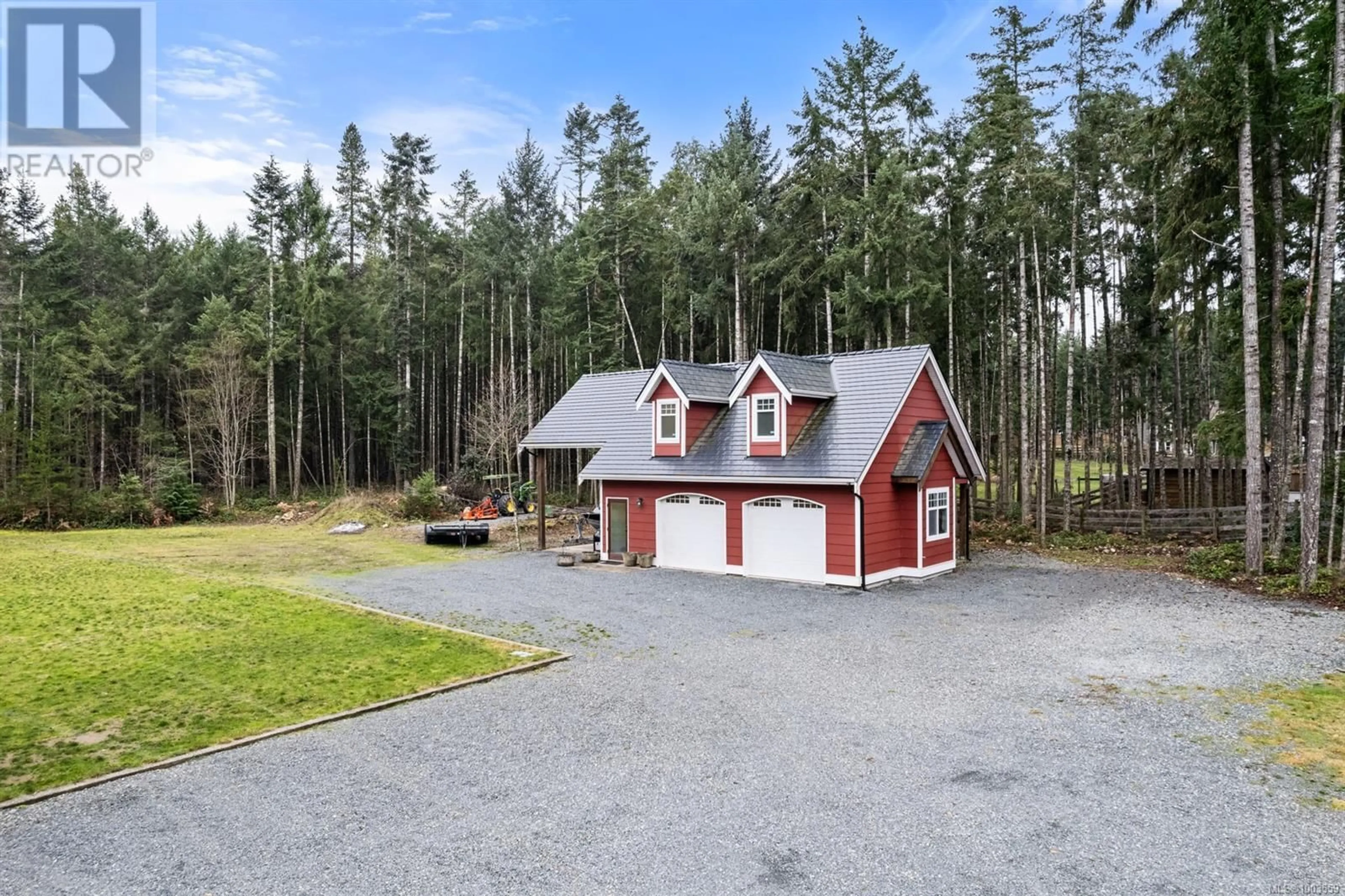 A pic from outside/outdoor area/front of a property/back of a property/a pic from drone, unknown for 838 RIVERS EDGE DRIVE, Nanoose Bay British Columbia V9P9L5