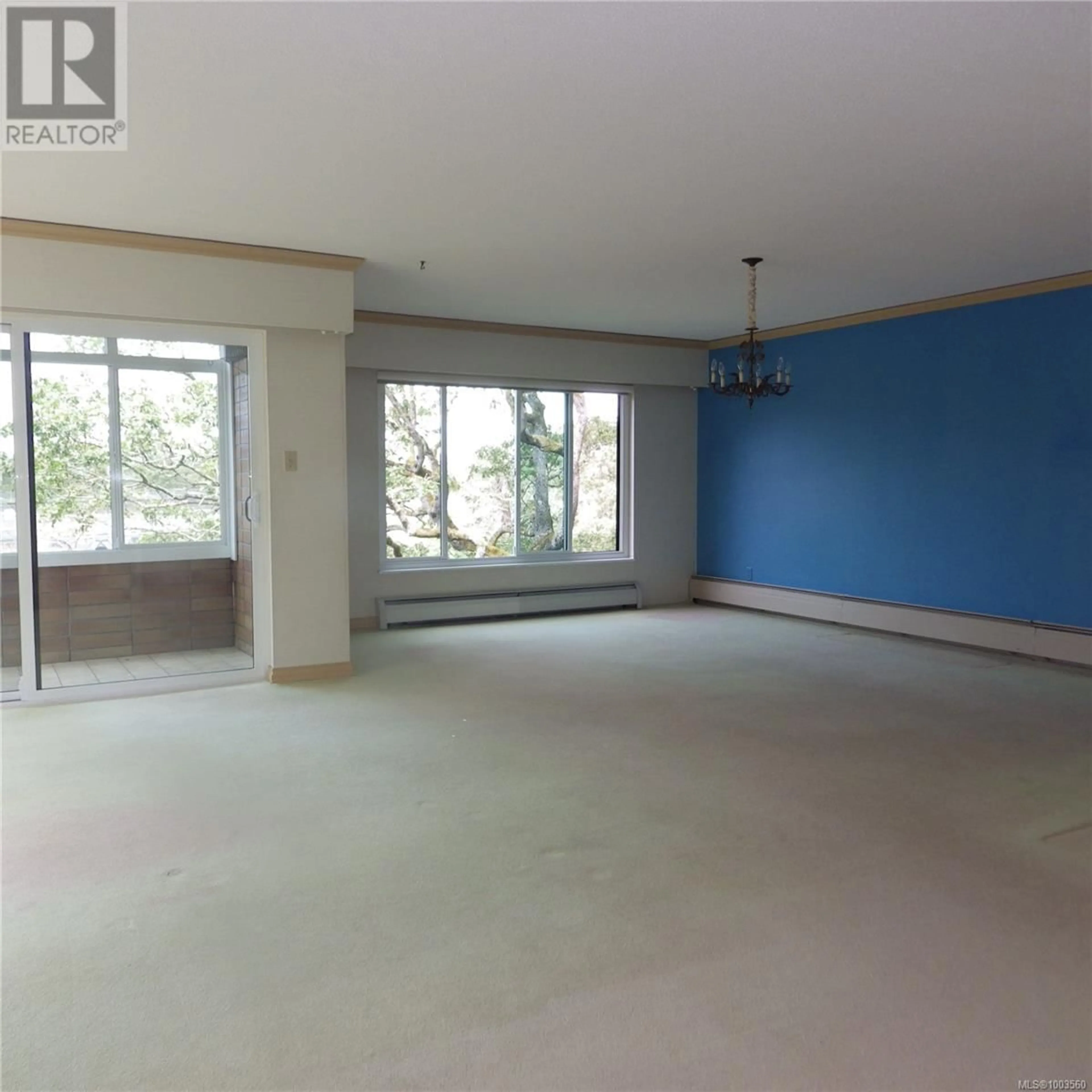 Unknown for 403 - 2920 COOK STREET, Victoria British Columbia V8T3S7