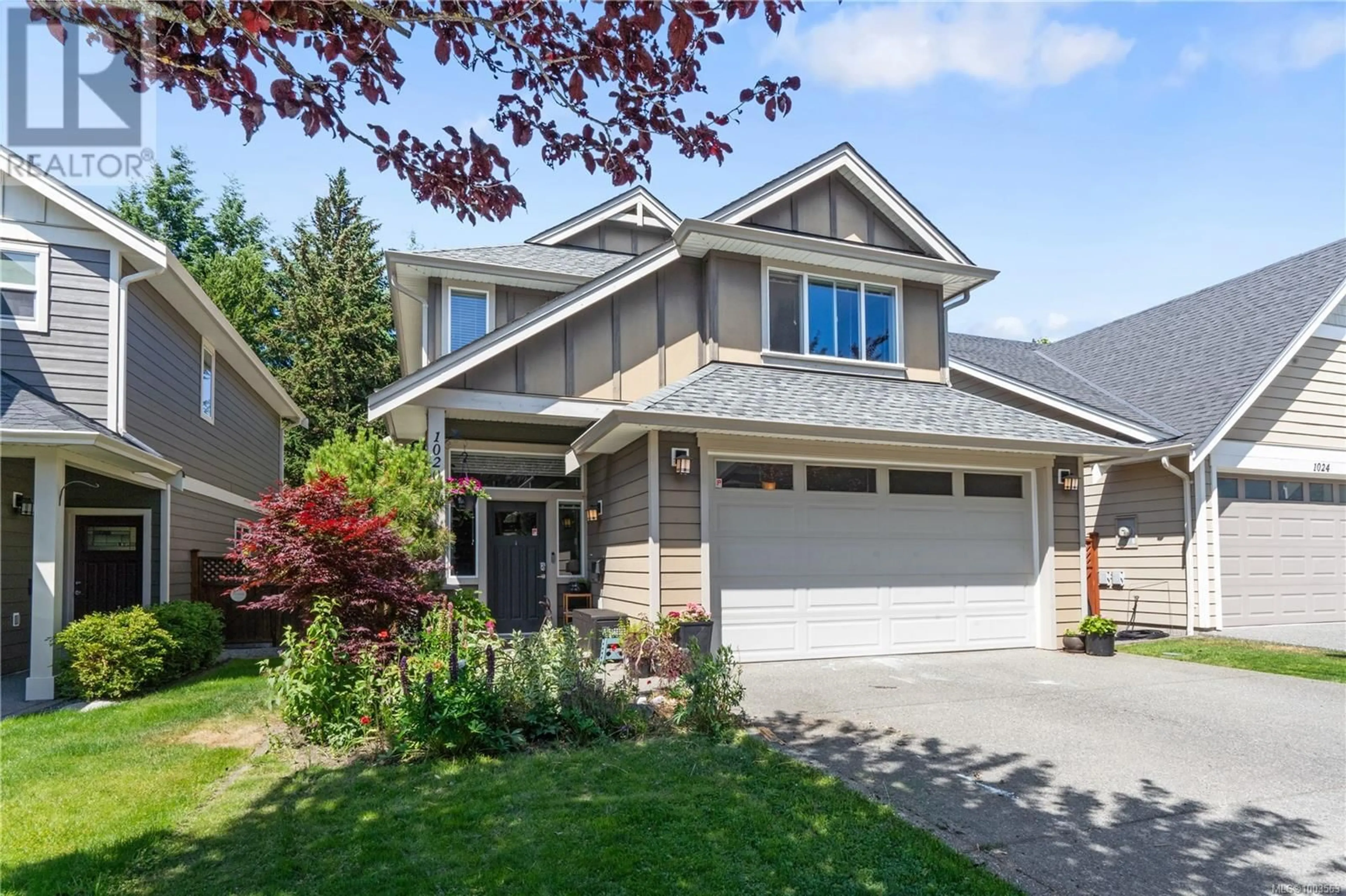 Home with vinyl exterior material, street for 1020 BRAEBURN AVENUE, Langford British Columbia V9C0H8