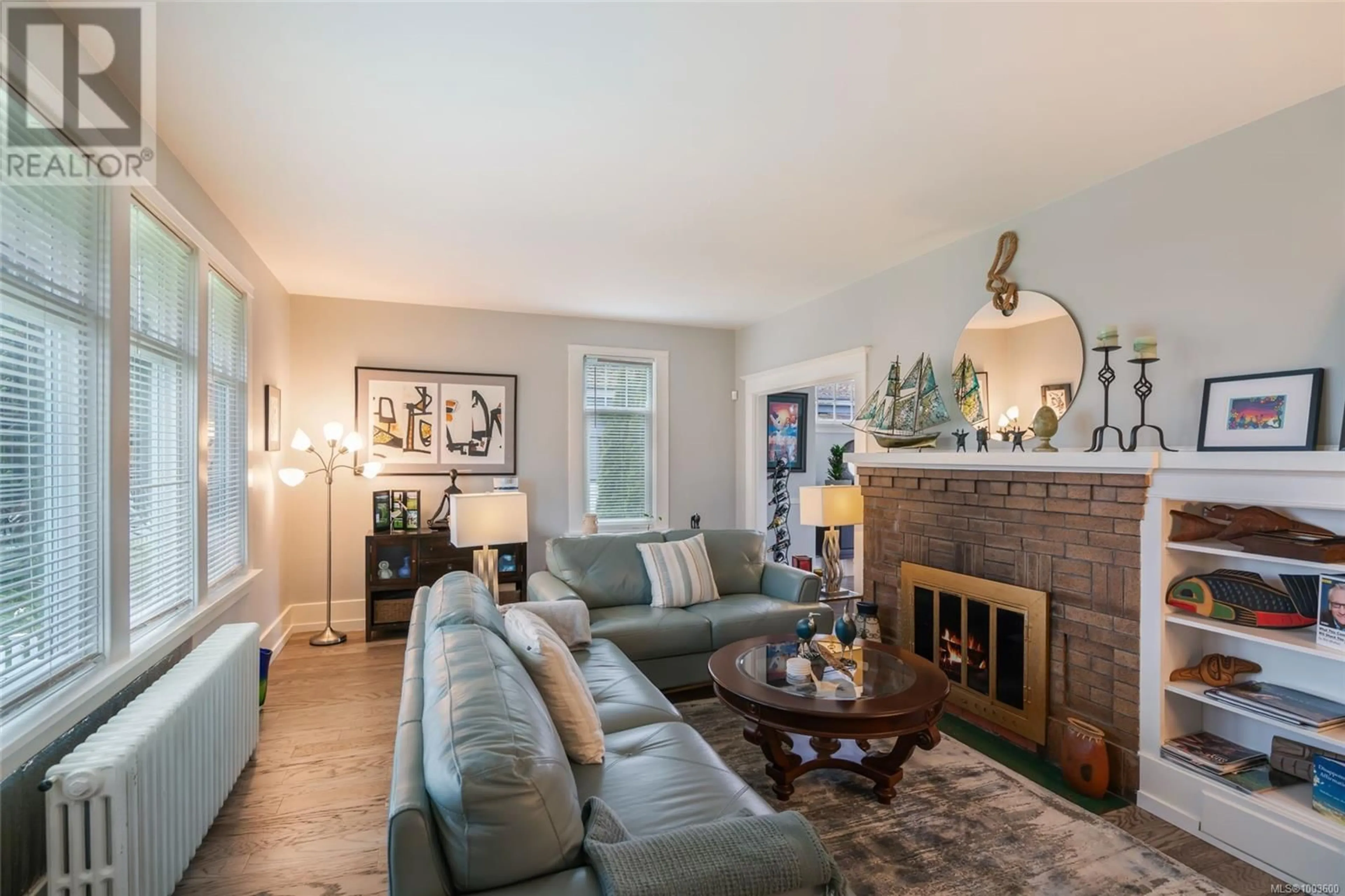 Living room with furniture, unknown for 245 VANCOUVER AVENUE, Nanaimo British Columbia V9S4E9