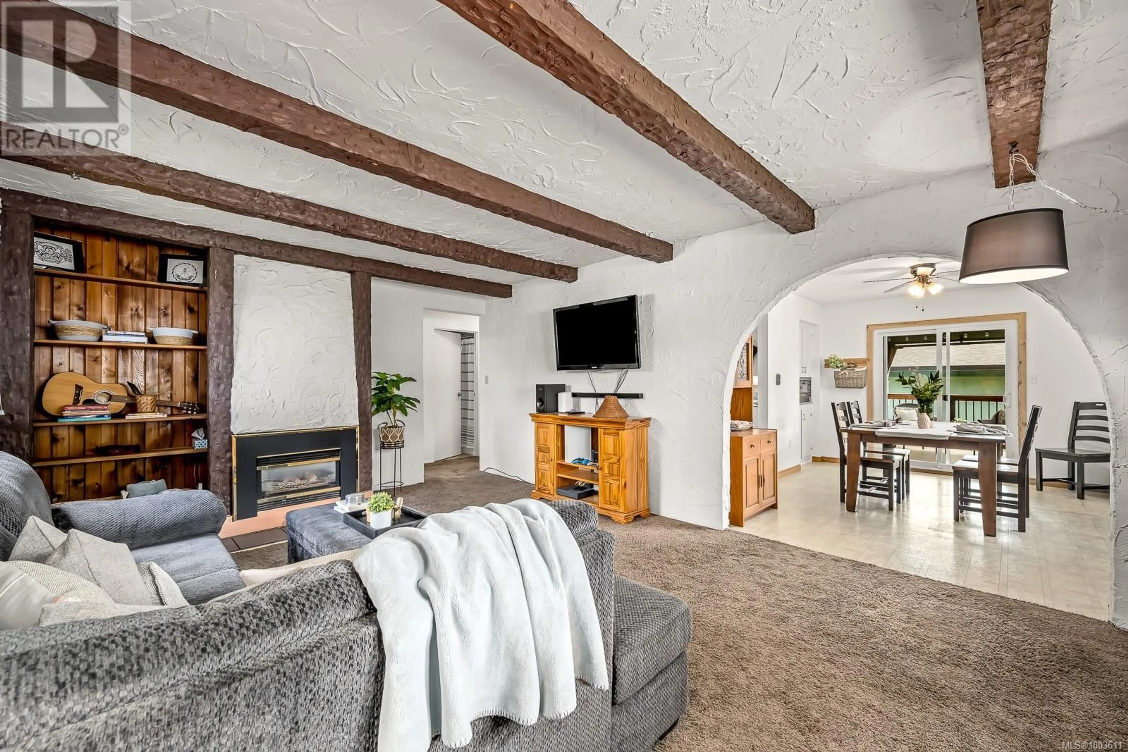 Living room with furniture, unknown for 2275 MCKENZIE AVENUE, Comox British Columbia V9M1H9