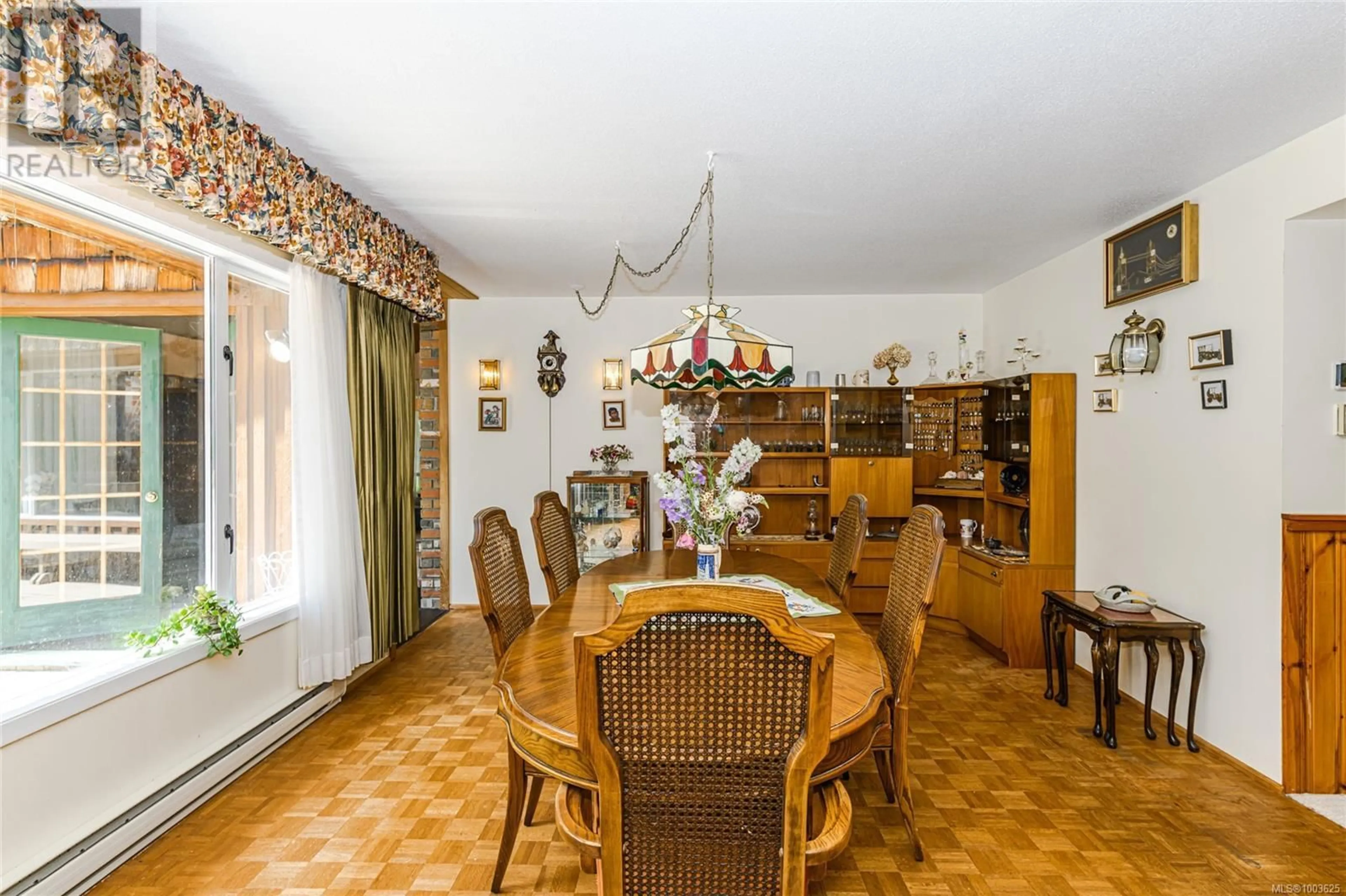 Dining room, unknown for 410 LANGS ROAD, Salt Spring British Columbia V8K1N3