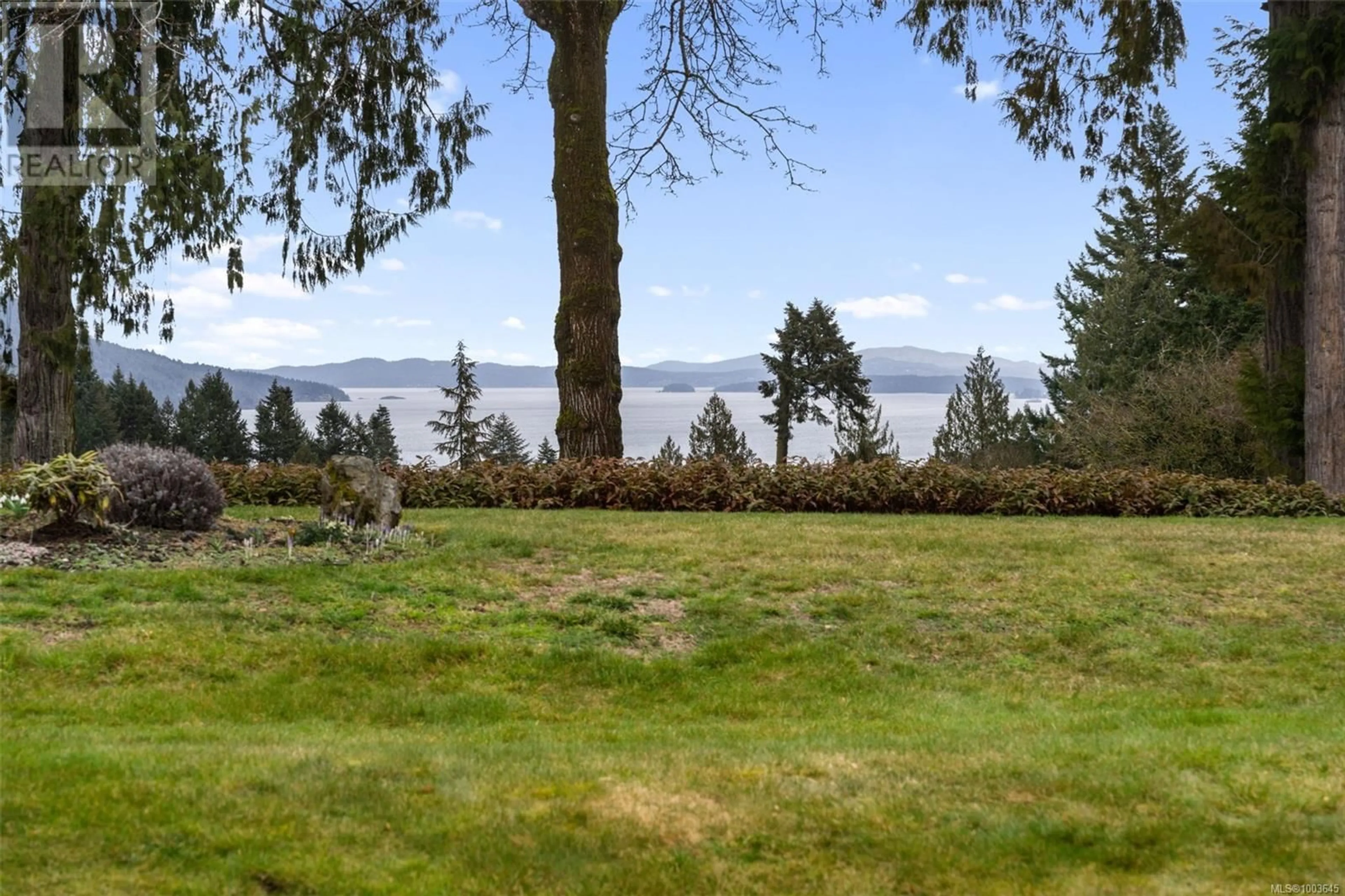 A pic from outside/outdoor area/front of a property/back of a property/a pic from drone, water/lake/river/ocean view for 3441 ARBUTUS DRIVE SOUTH, Cobble Hill British Columbia V8H0K8