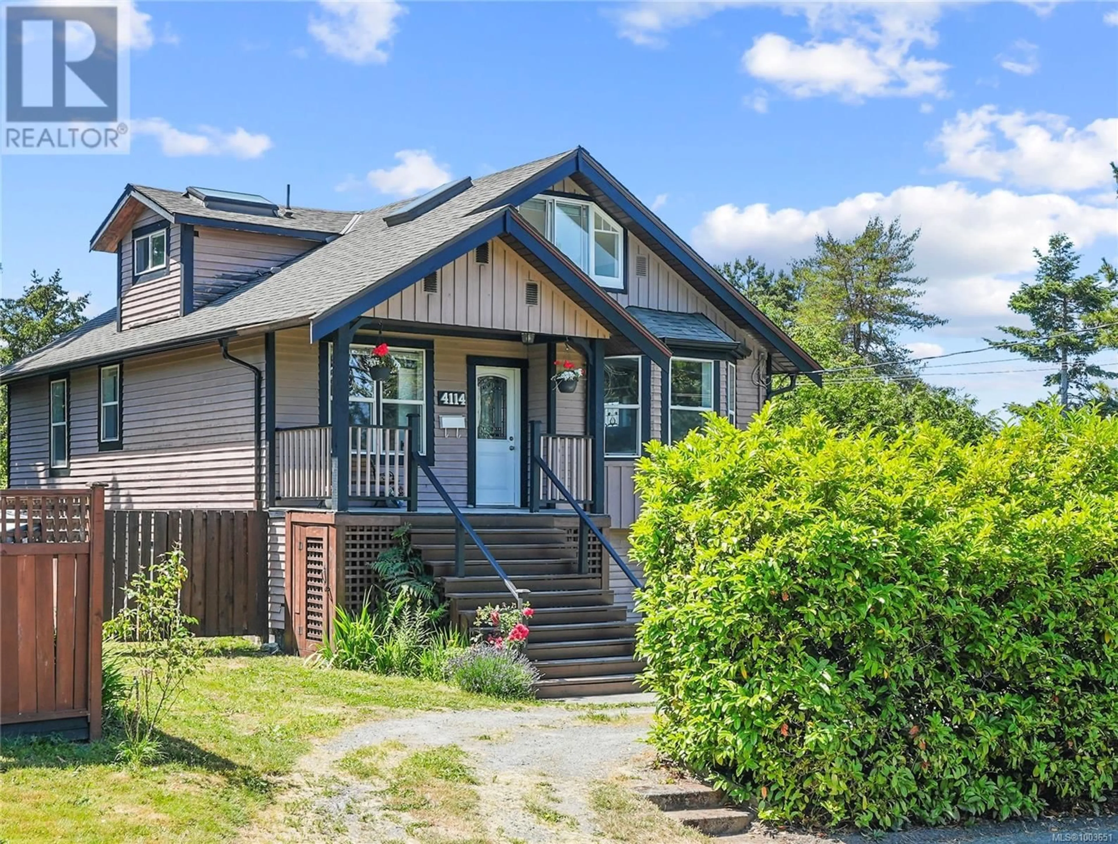 Unknown for 4114 GLANFORD STREET, Saanich British Columbia V8Z4A6