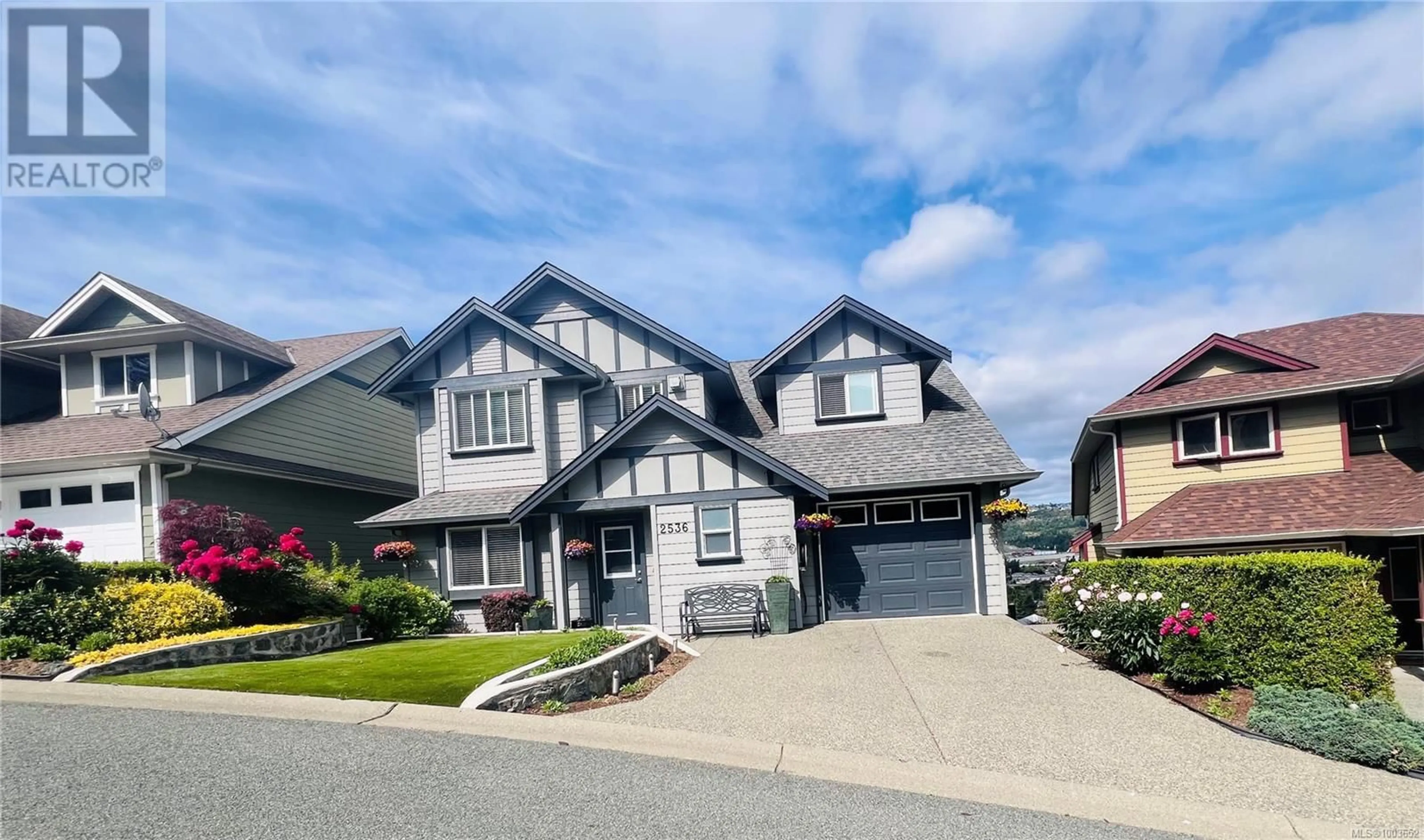 Home with vinyl exterior material, street for 2536 LEGACY RIDGE, Langford British Columbia V9B0A1