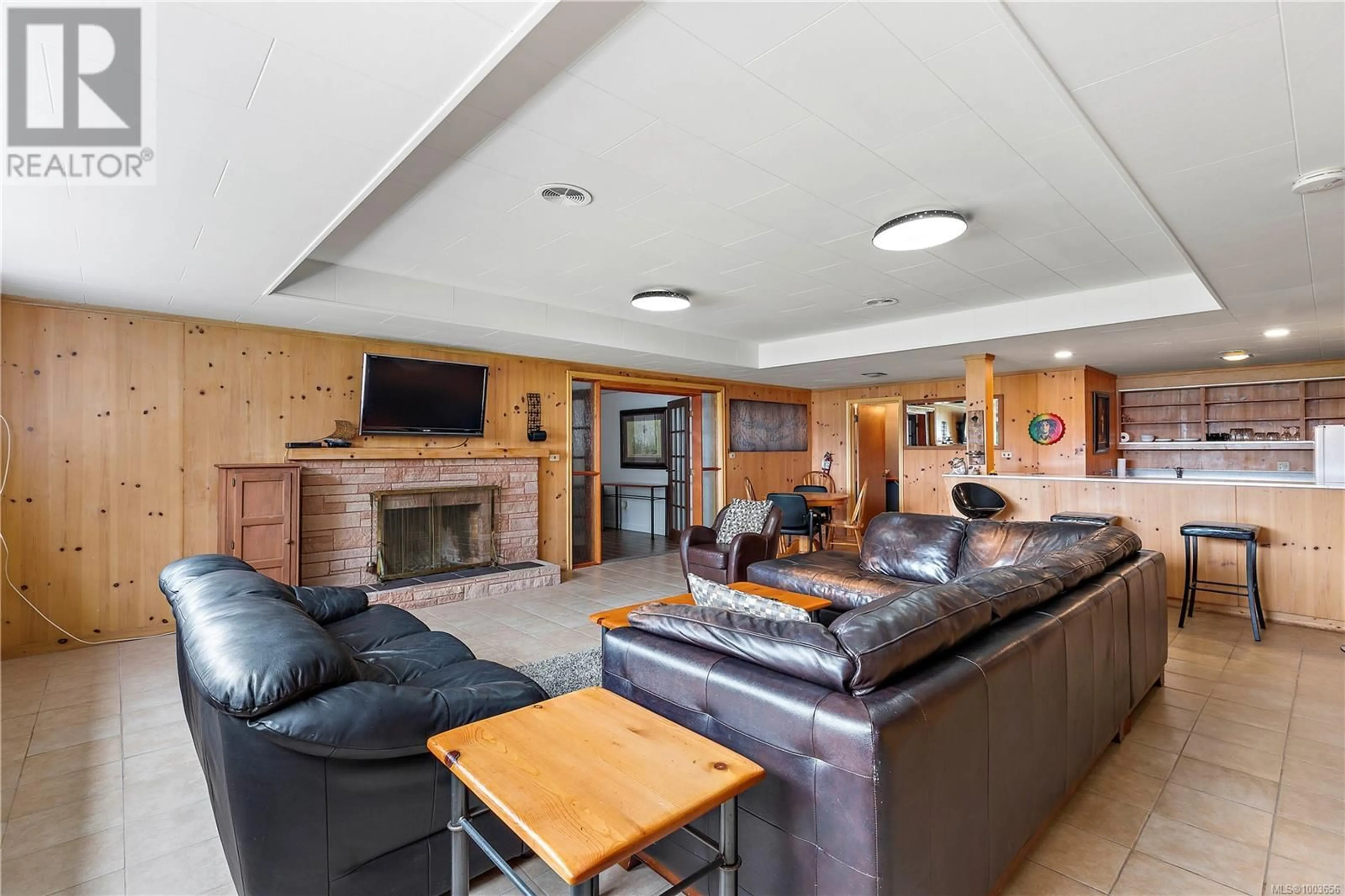 Living room with furniture, unknown for 5957 SOOKE ROAD, Sooke British Columbia V9Z0P7