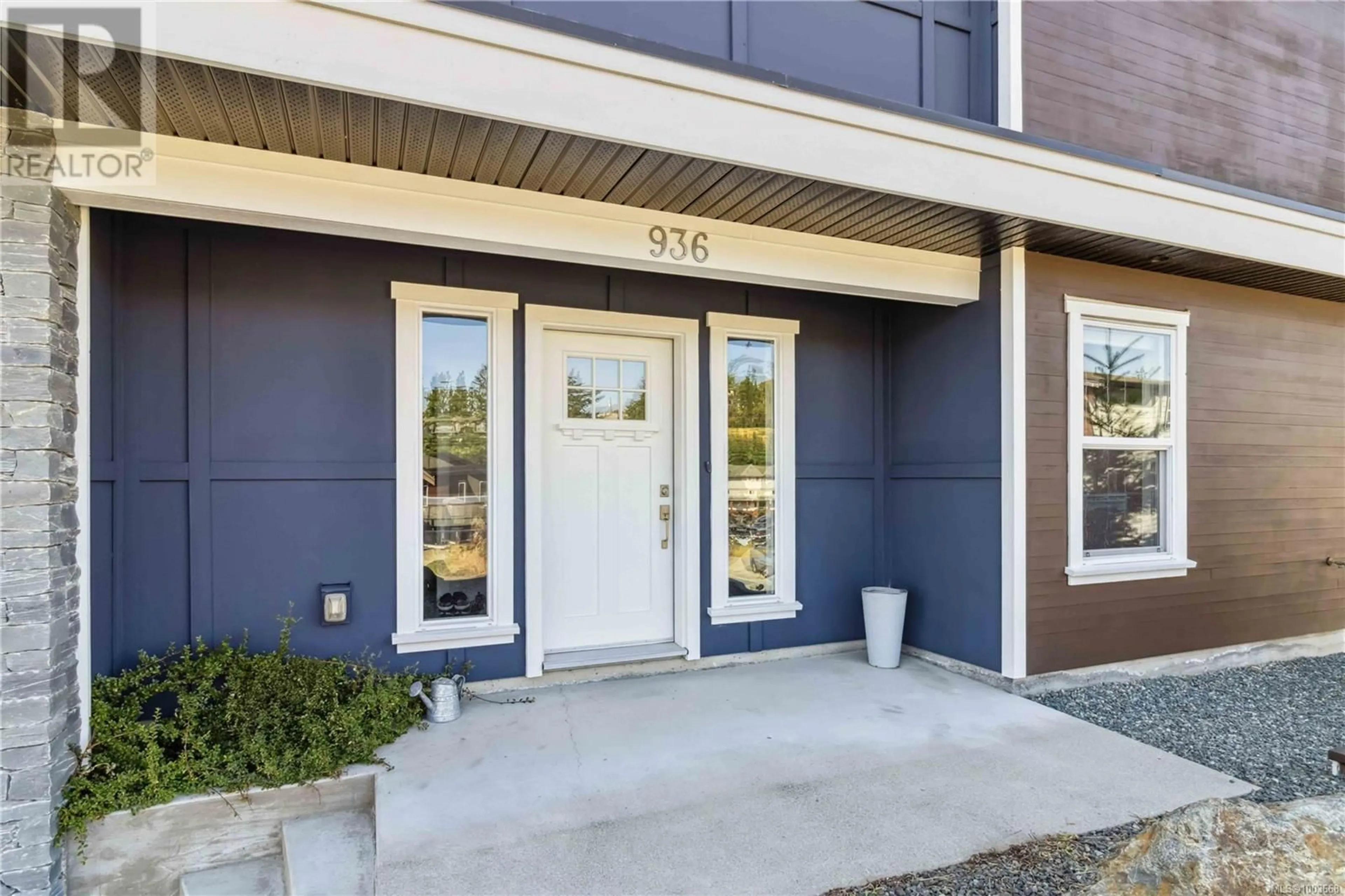 Indoor entryway for 936 AQUA COURT, Langford British Columbia V9B0N3