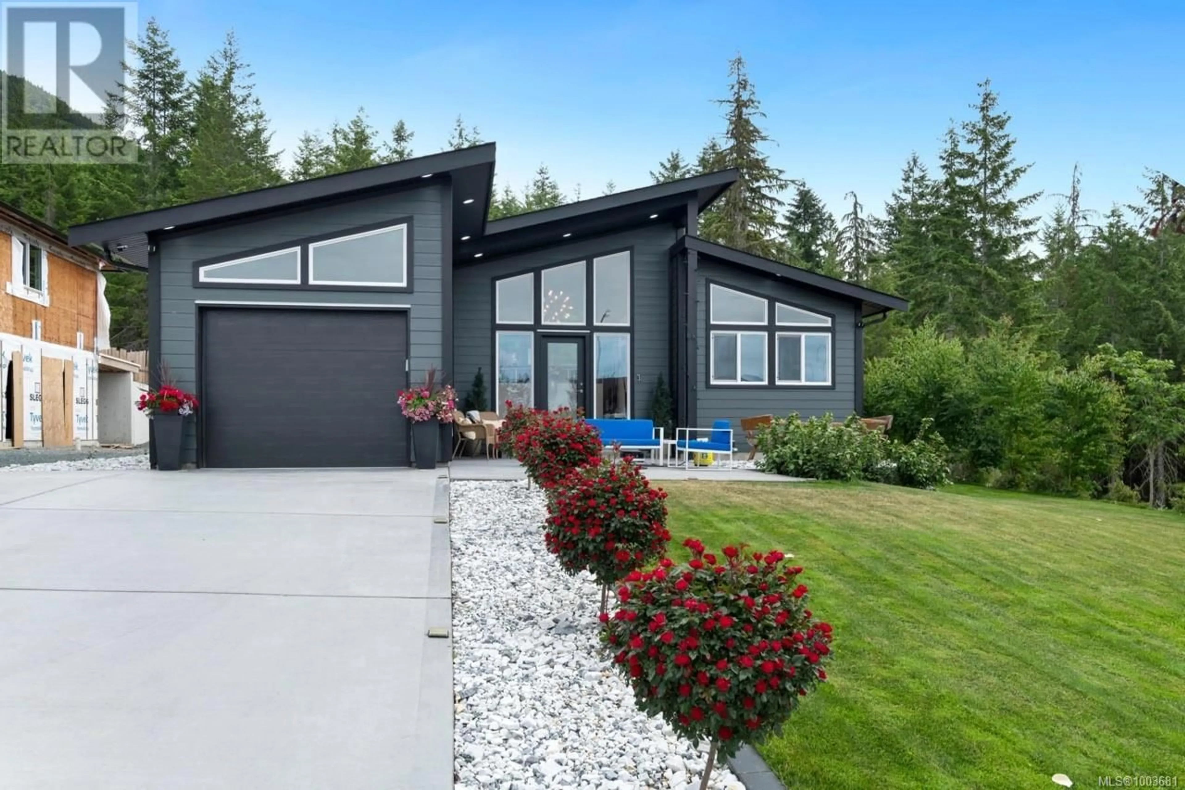 Home with vinyl exterior material, street for 545 MOUNTAIN VIEW DRIVE, Lake Cowichan British Columbia V0R2G1