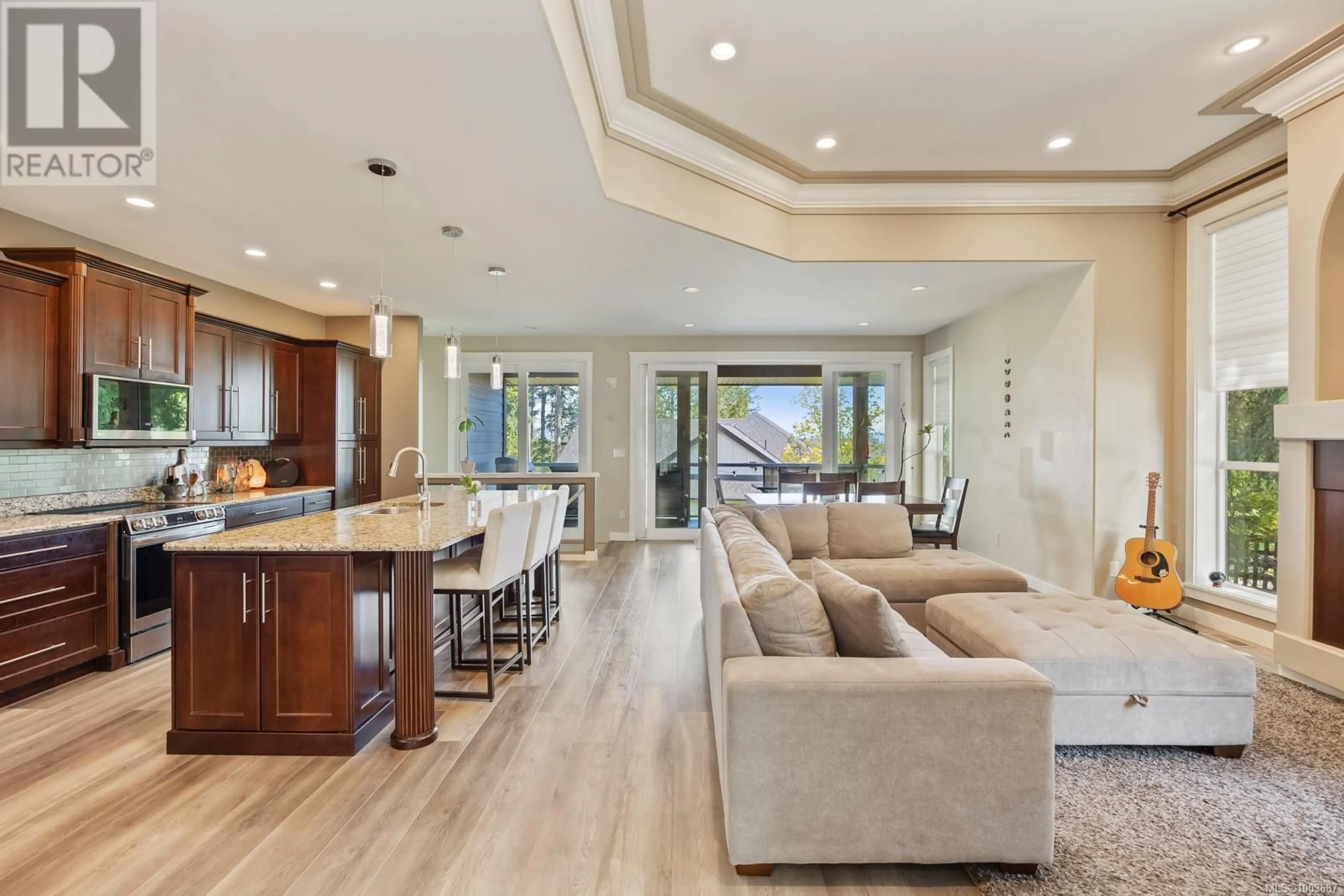 Open concept kitchen, unknown for 3101 KLANAWA CRESCENT, Courtenay British Columbia V9N3Z9