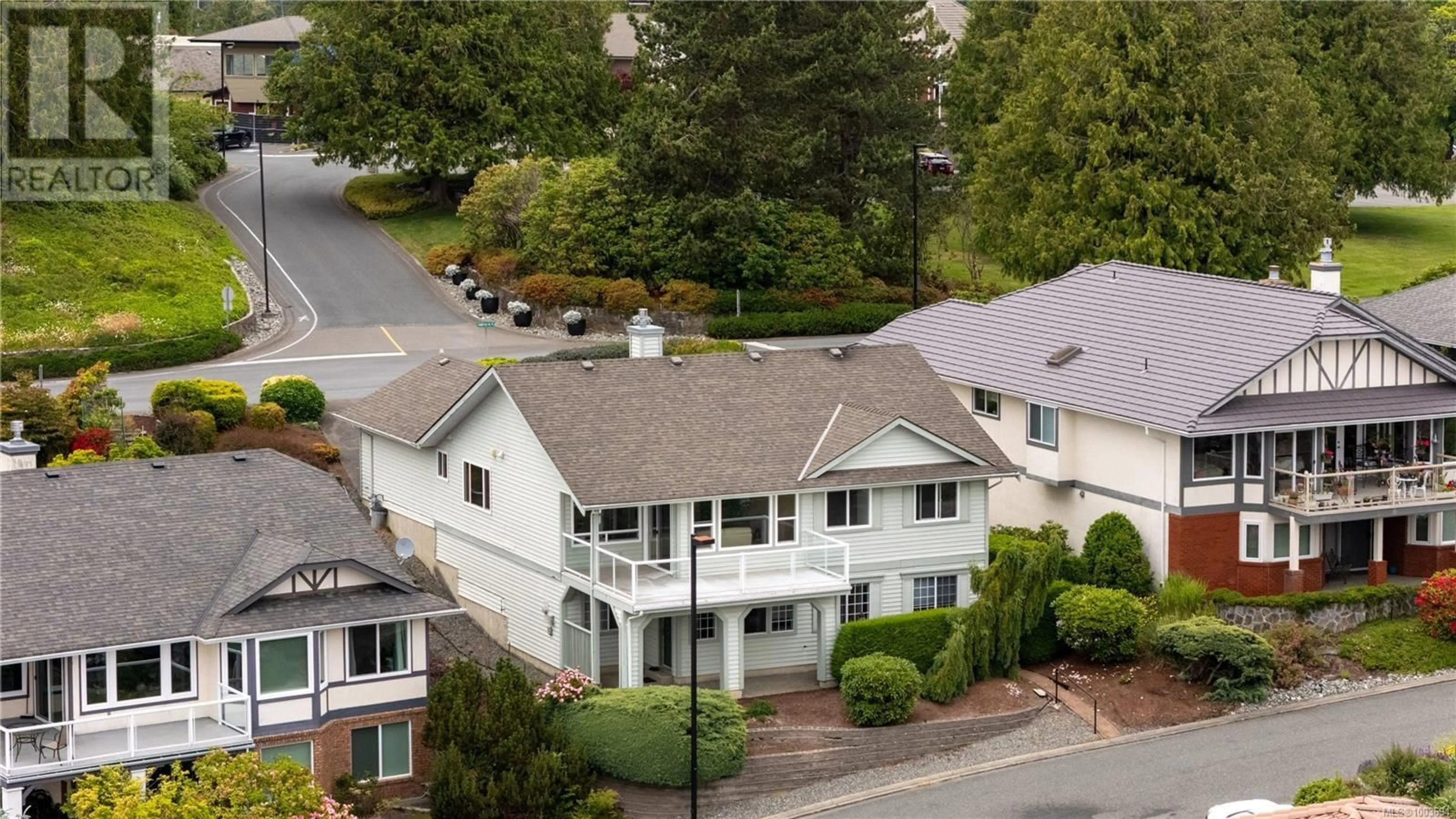 A pic from outside/outdoor area/front of a property/back of a property/a pic from drone, mountain view for 3635 ARBUTUS DRIVE NORTH, Cobble Hill British Columbia V0R1L1