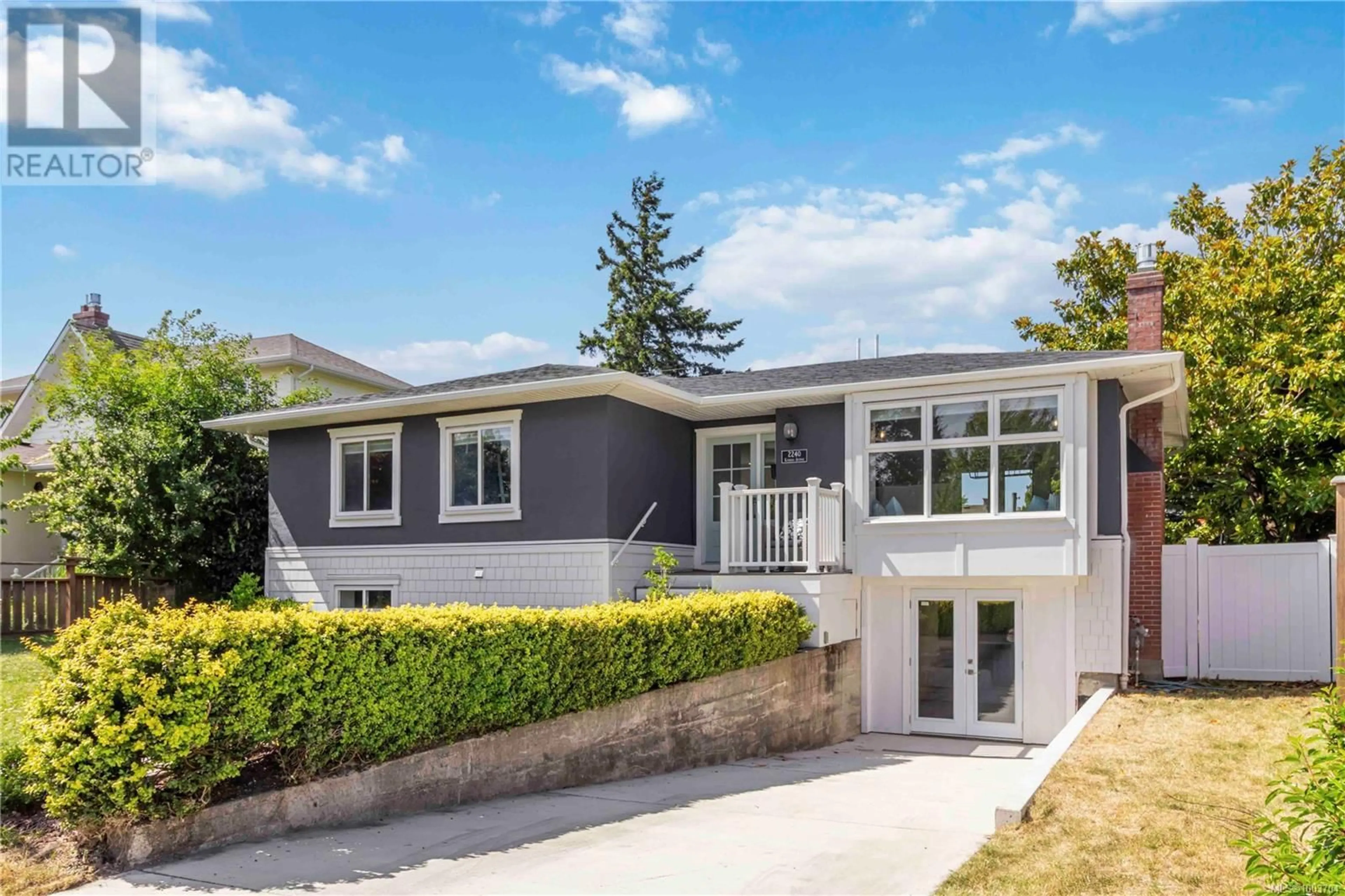 Home with vinyl exterior material, street for 2240 KINROSS AVENUE, Oak Bay British Columbia V8R2N5