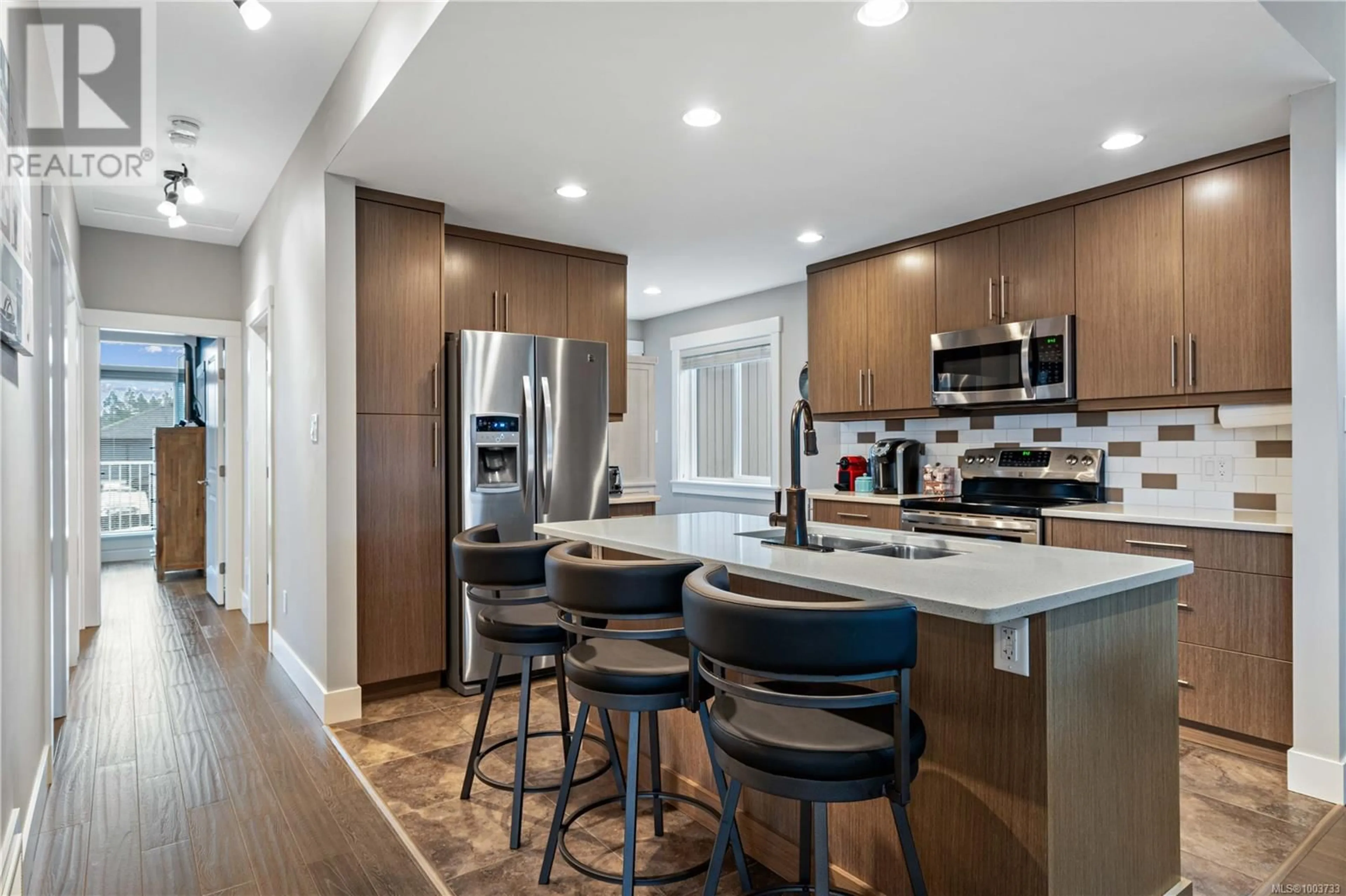 Open concept kitchen, unknown for 6028 MONASHEE WAY, Nanaimo British Columbia V9T6H4