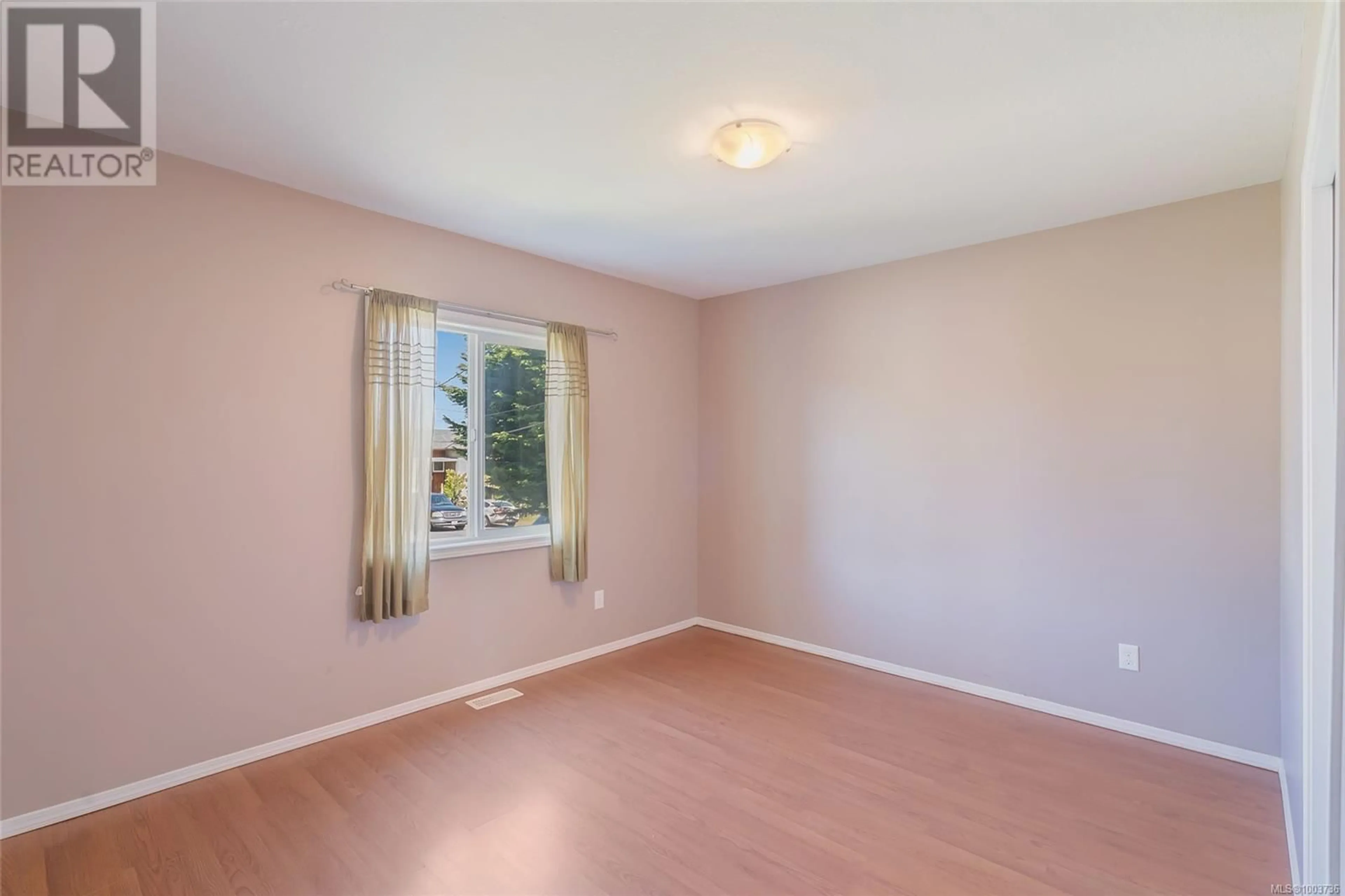 A pic of a room for 567 DRAKE STREET, Nanaimo British Columbia V9S2S8
