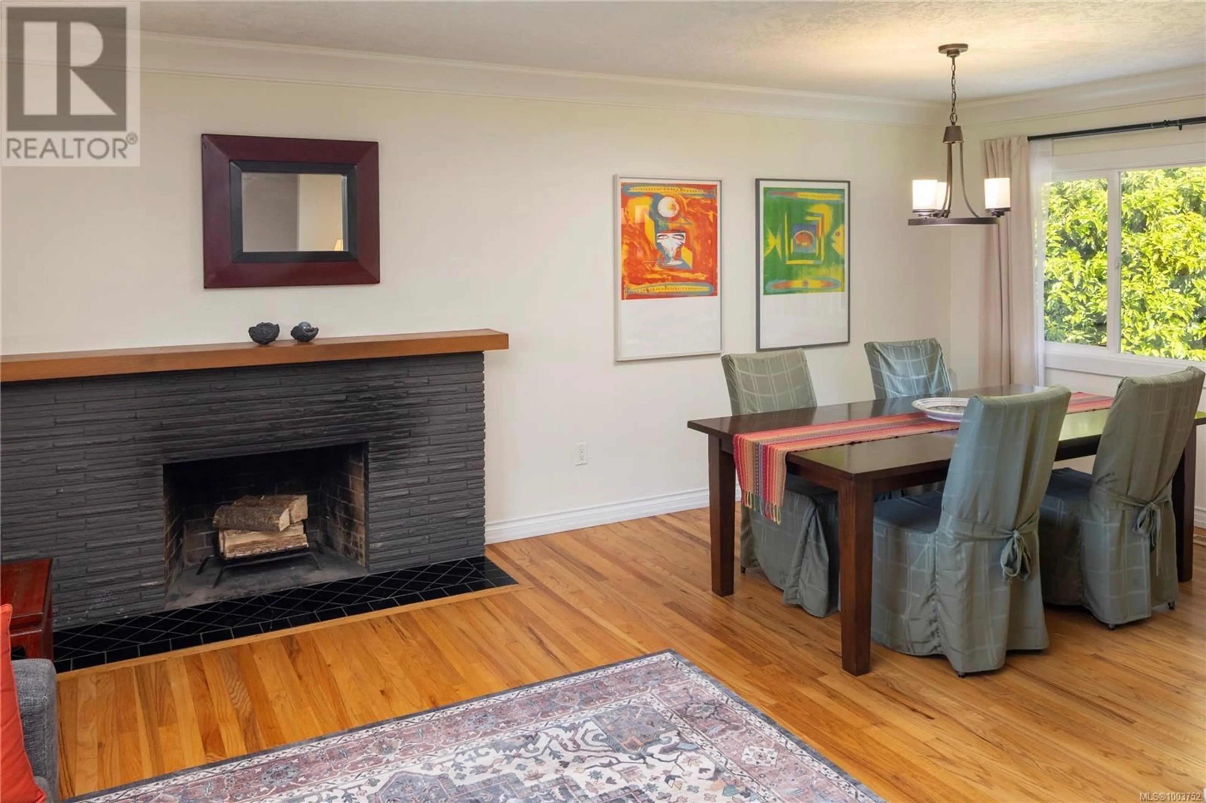 Dining room, wood/laminate floor for 2070 MCNEILL AVENUE, Oak Bay British Columbia V8S2X8