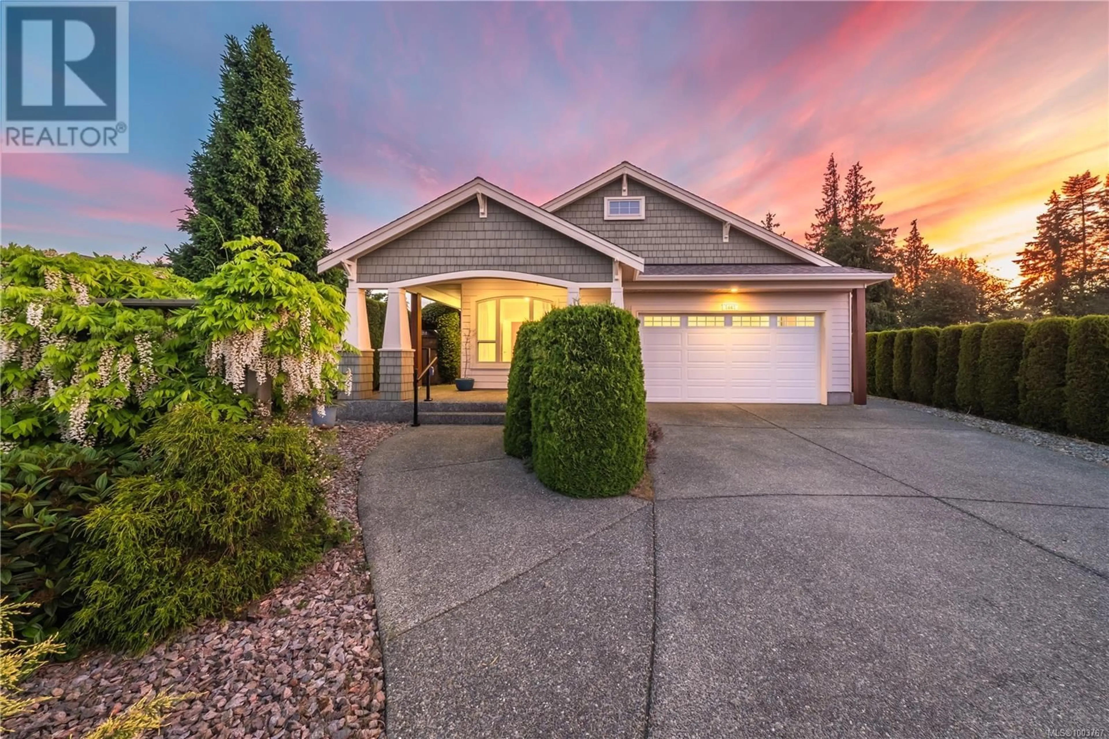 Home with vinyl exterior material, street for 1441 SUMAR LANE, Parksville British Columbia V9P2E7