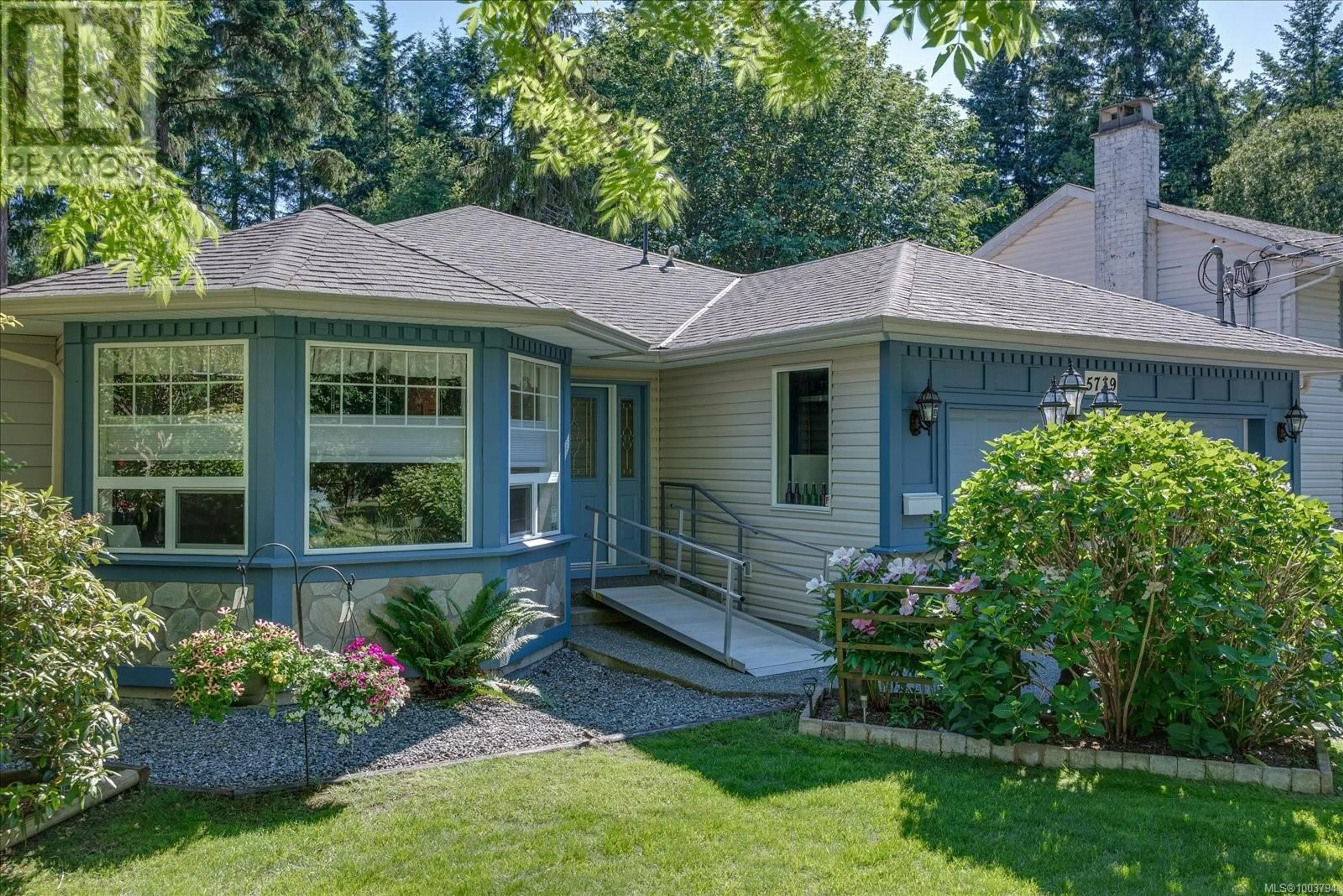 Home with vinyl exterior material, street for 5739 MALPASS ROAD, Nanaimo British Columbia V9T2N3