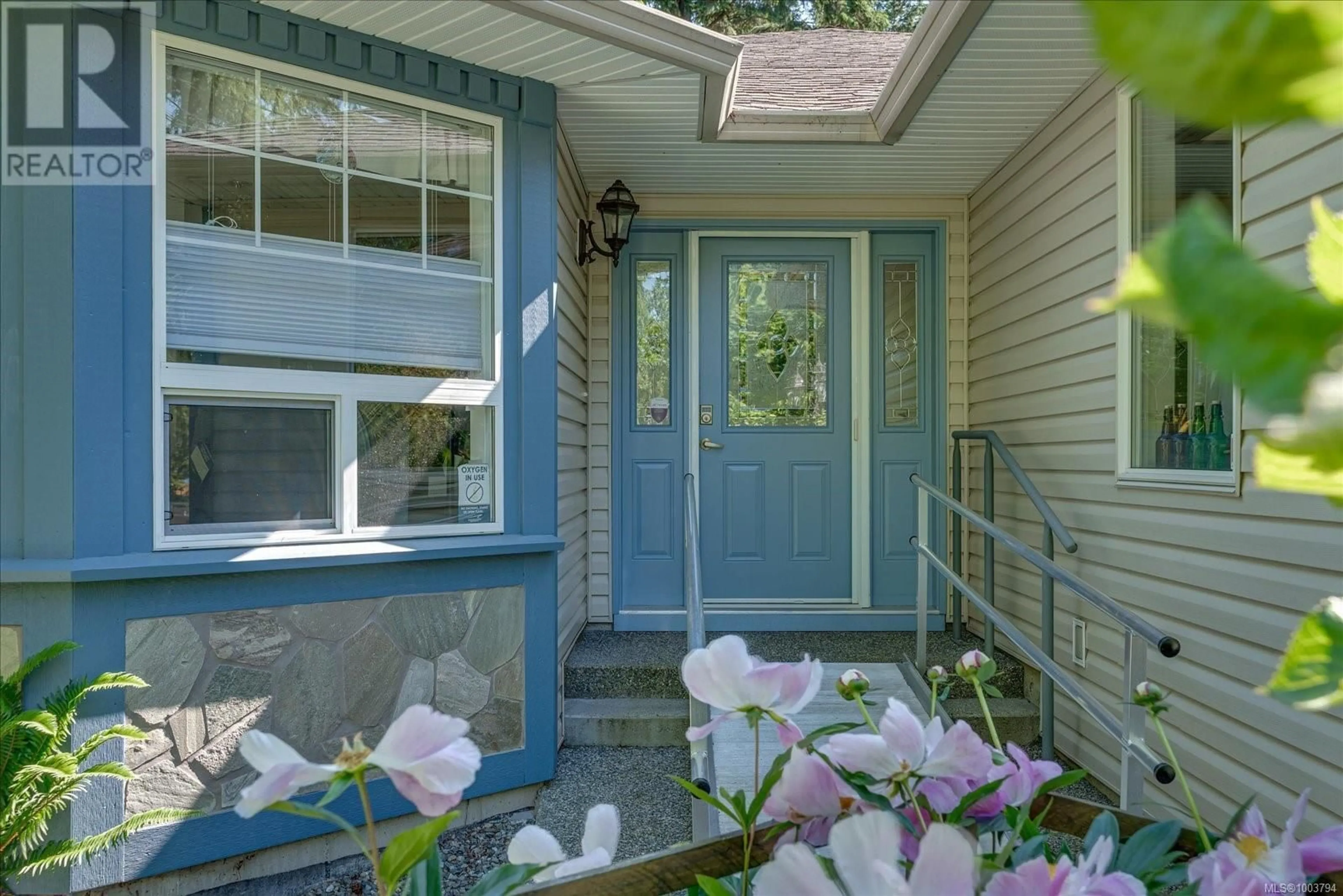 Indoor entryway for 5739 MALPASS ROAD, Nanaimo British Columbia V9T2N3