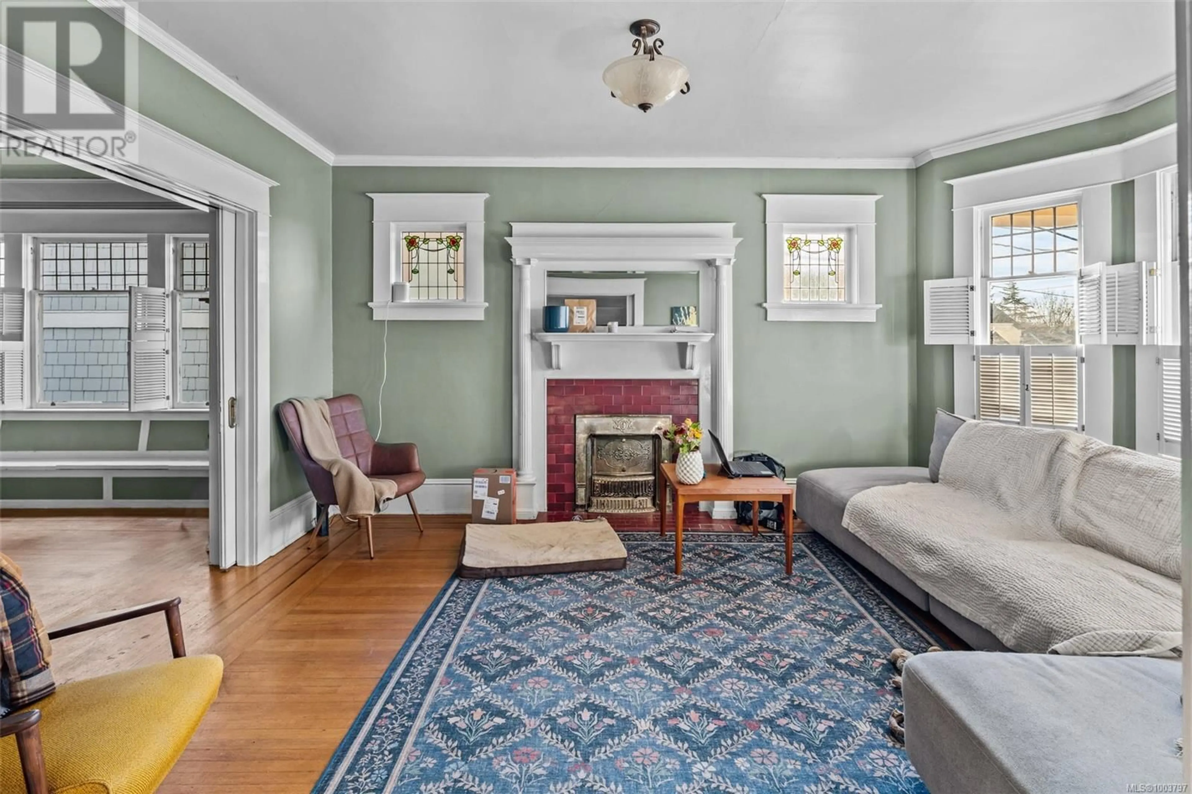 Living room with furniture, unknown for 337 MOSS STREET, Victoria British Columbia V8V4M9