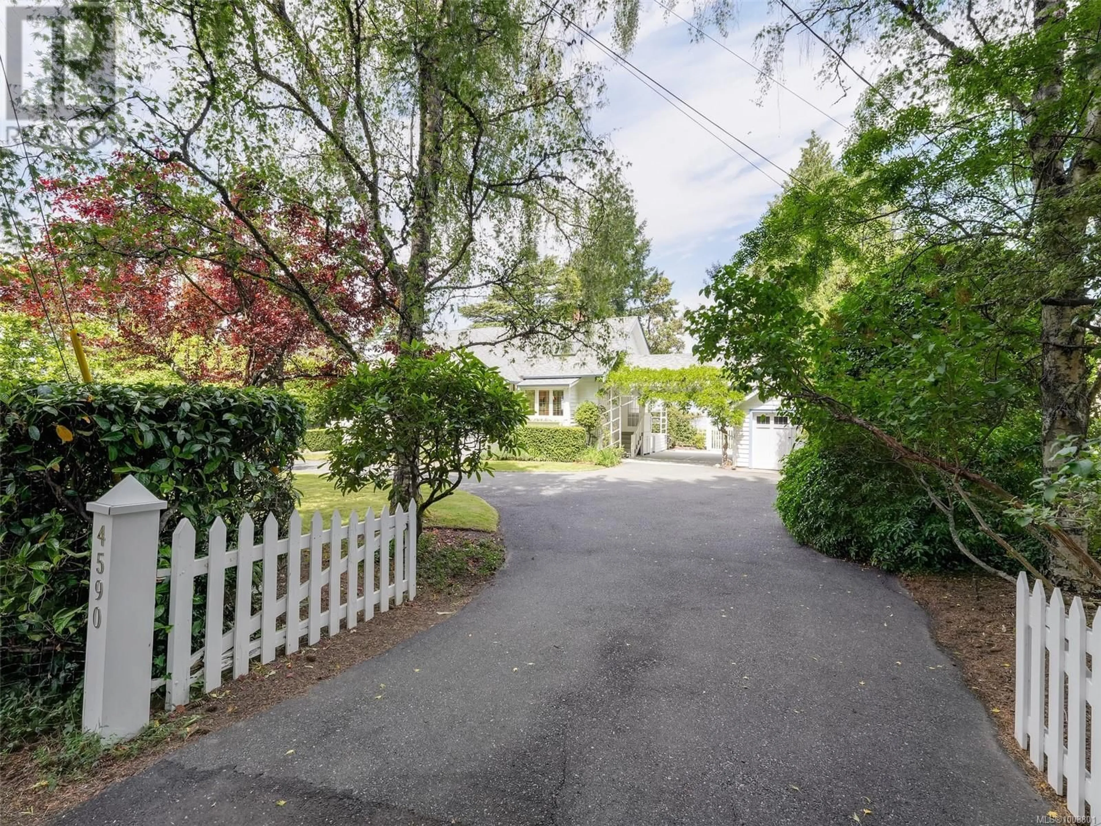 A pic from outside/outdoor area/front of a property/back of a property/a pic from drone, street for 4590 TORQUAY ROAD, Saanich British Columbia V8N3L7