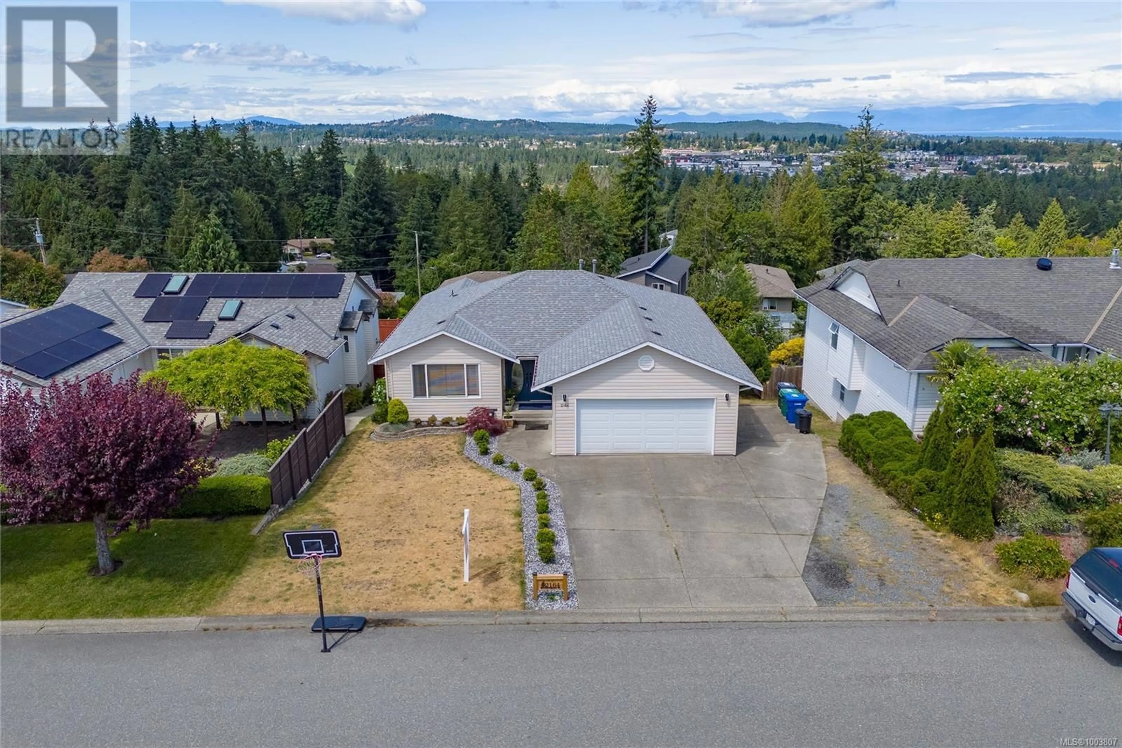 A pic from outside/outdoor area/front of a property/back of a property/a pic from drone, unknown for 2164 WOODTHRUSH PLACE, Nanaimo British Columbia V9T6V2