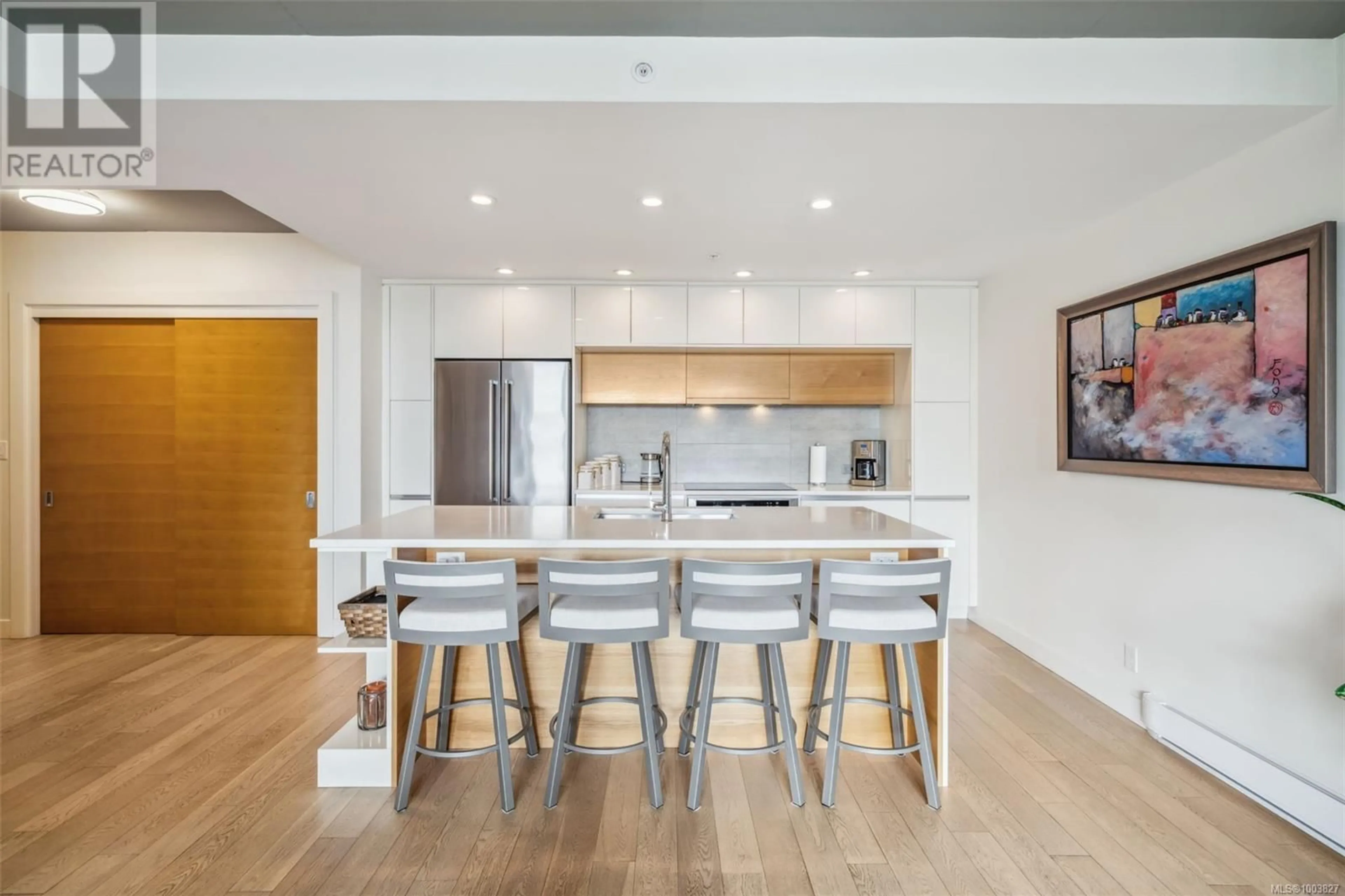 Contemporary kitchen, unknown for 601 - 989 JOHNSON STREET, Victoria British Columbia V8V0E3