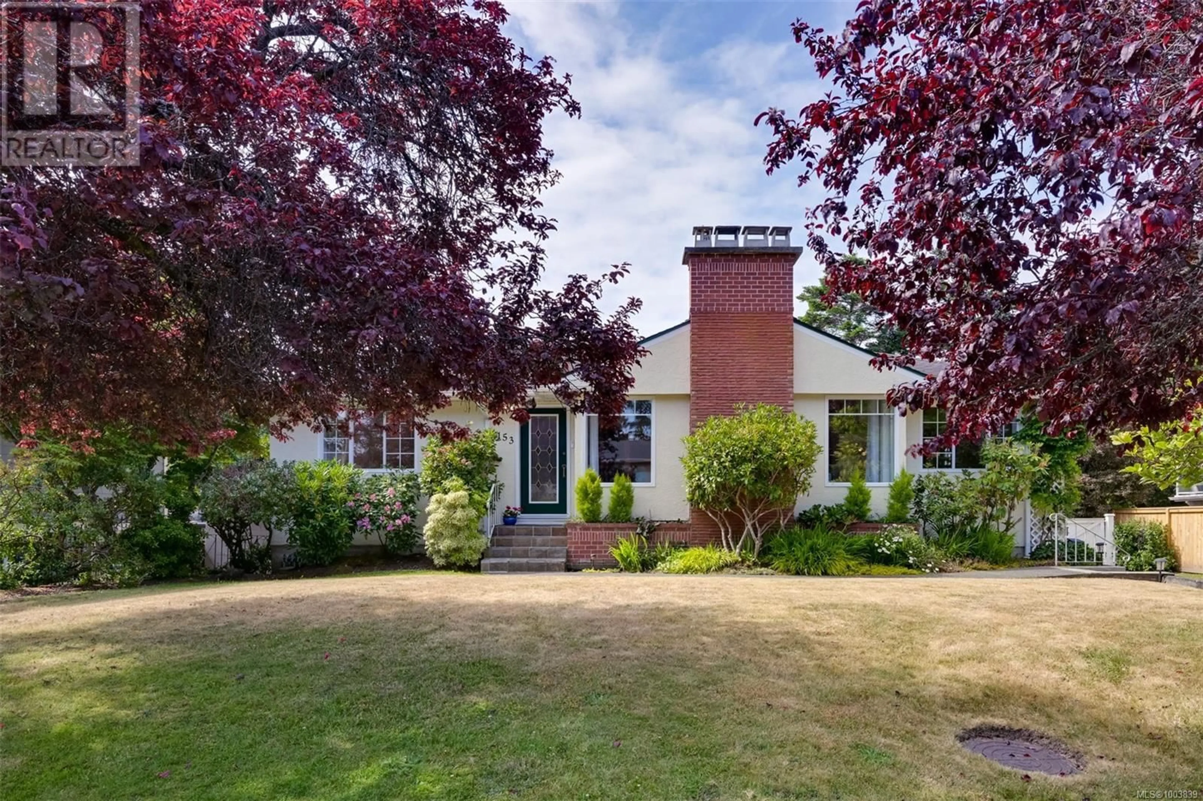 Home with brick exterior material, street for 1153 HADFIELD AVENUE, Esquimalt British Columbia V9A5N8