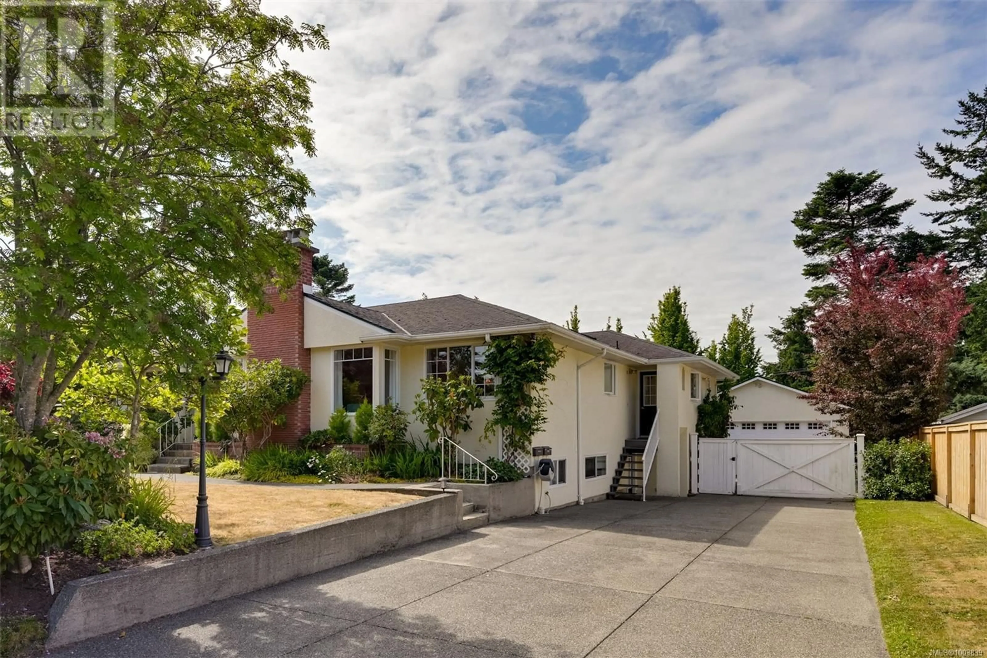 Unknown for 1153 HADFIELD AVENUE, Esquimalt British Columbia V9A5N8