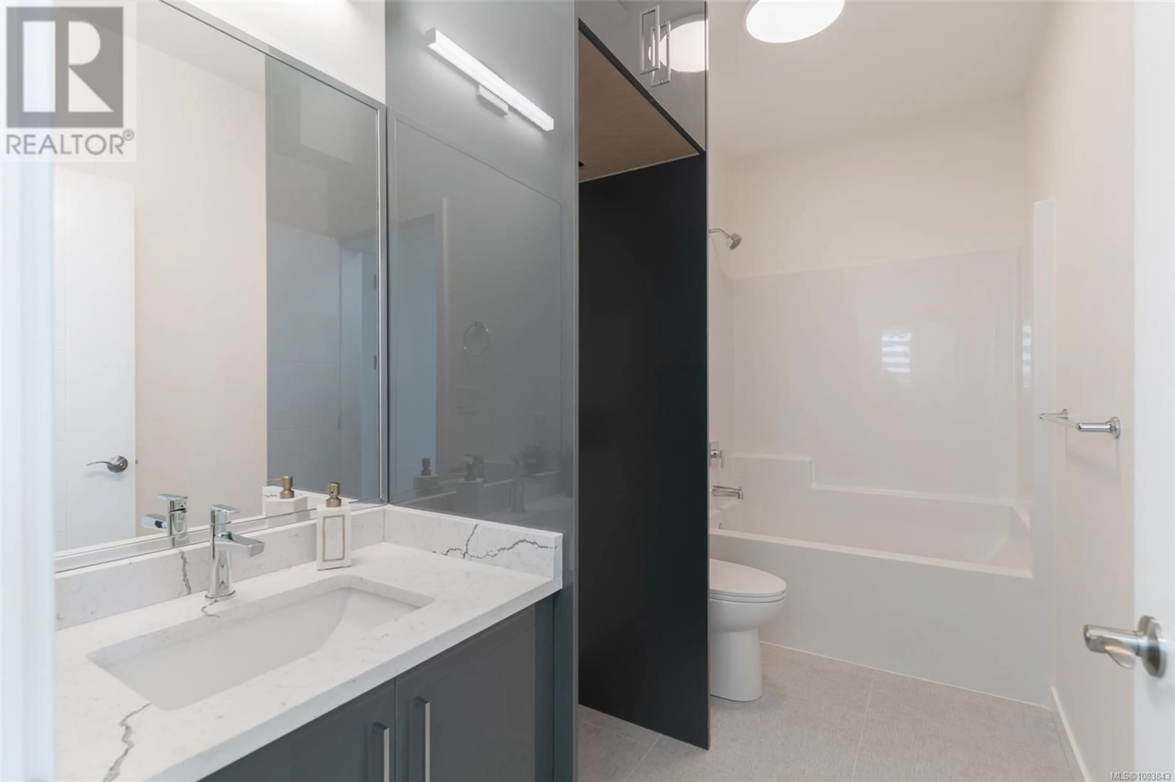 Standard bathroom, ceramic/tile floor for 103 - 608 SANDY COURT, Nanaimo British Columbia V9R1M1