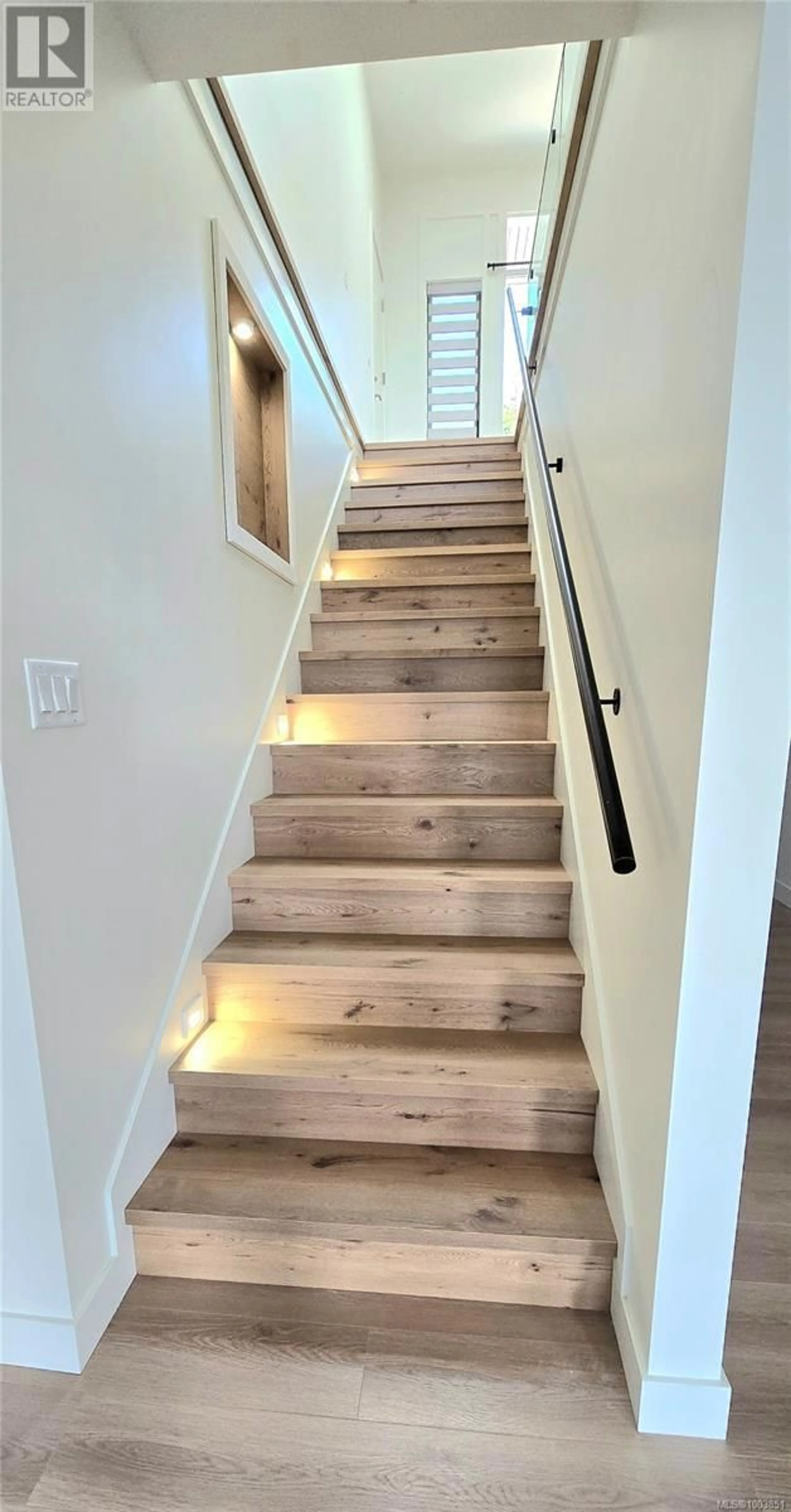 Stairs for 4680 AMBIENCE DRIVE, Nanaimo British Columbia V9T0A7